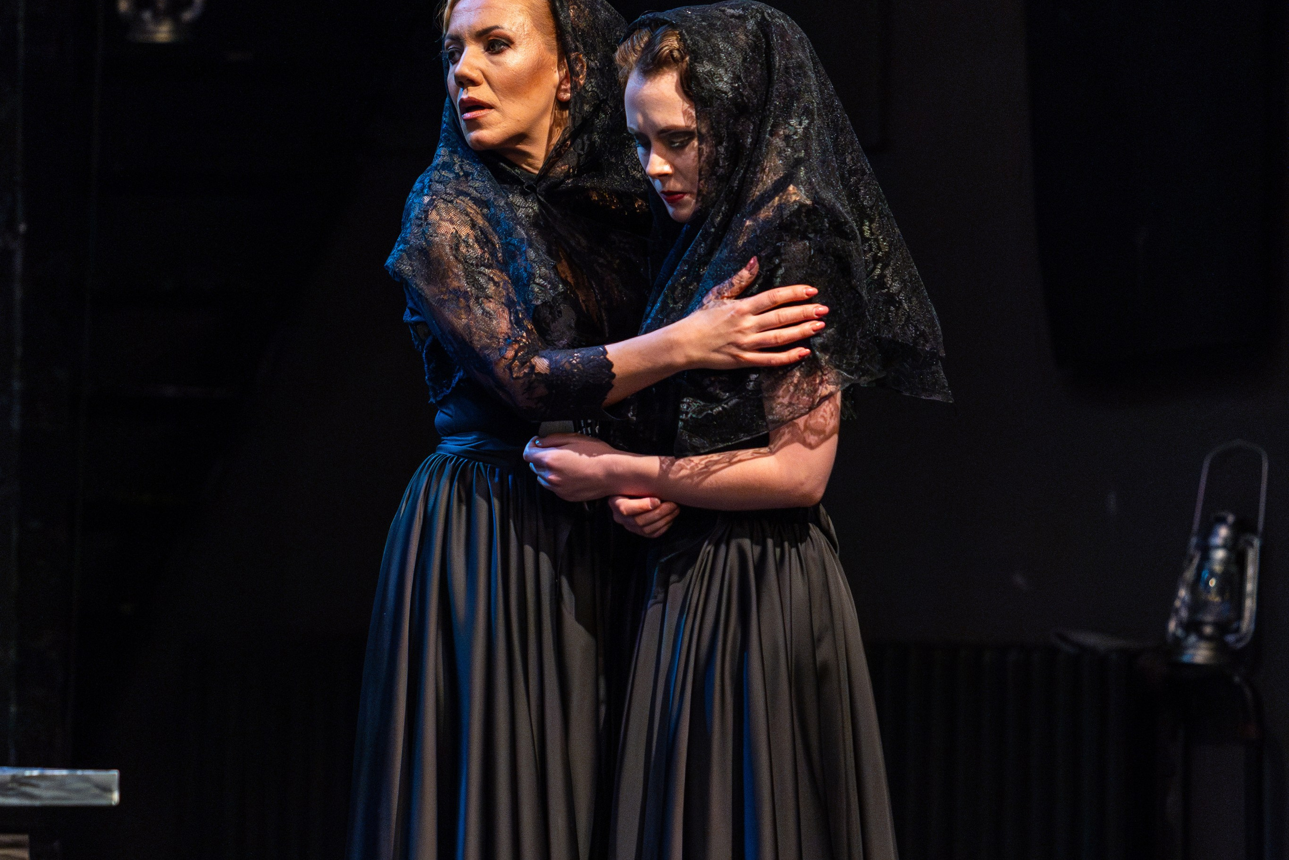 Новый театр «Дом Бернарды Альбы». Профессиональный интерьерный и репортажный фотограф Минск и РБ. Максим Орлов