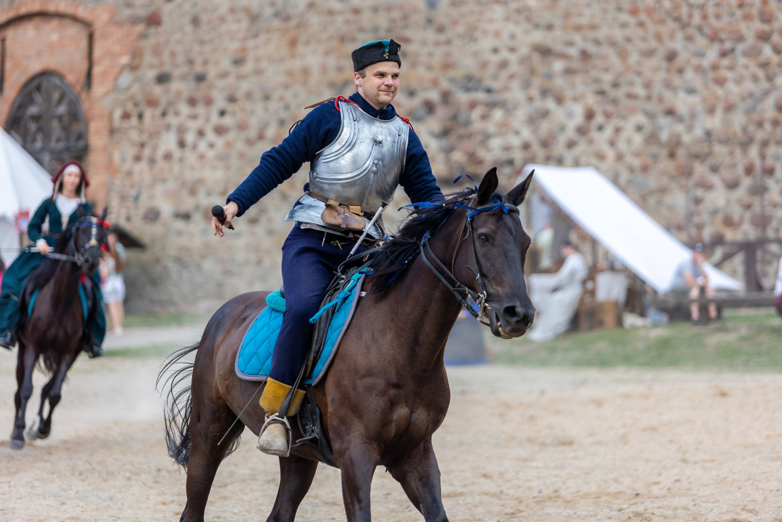 Выступление «Золотой шпоры» на празднике города Лиды. Профессиональный интерьерный и репортажный фотограф Минск и РБ. Максим Орлов