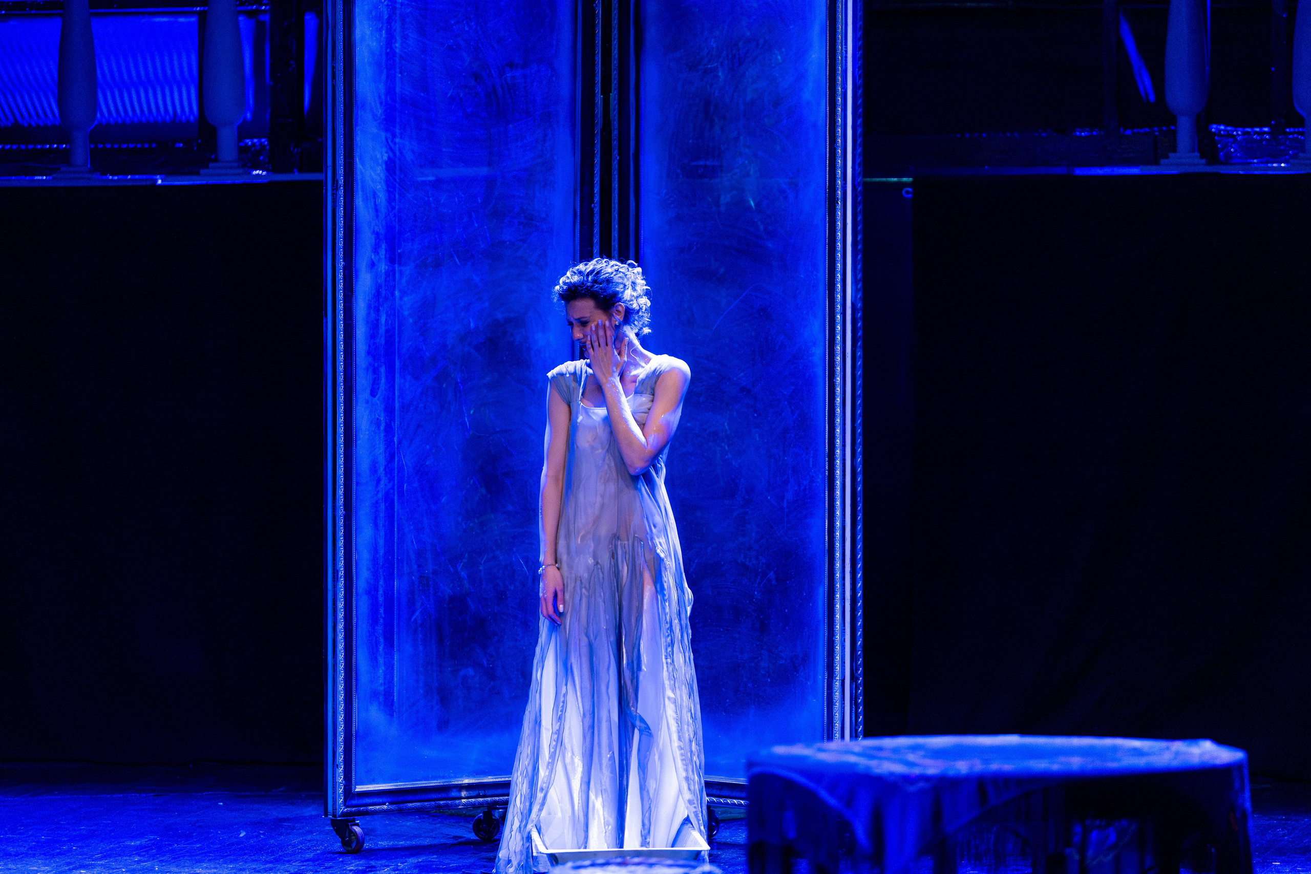 Новый театр «Я вещь». Профессиональный интерьерный и репортажный фотограф Минск и РБ. Максим Орлов