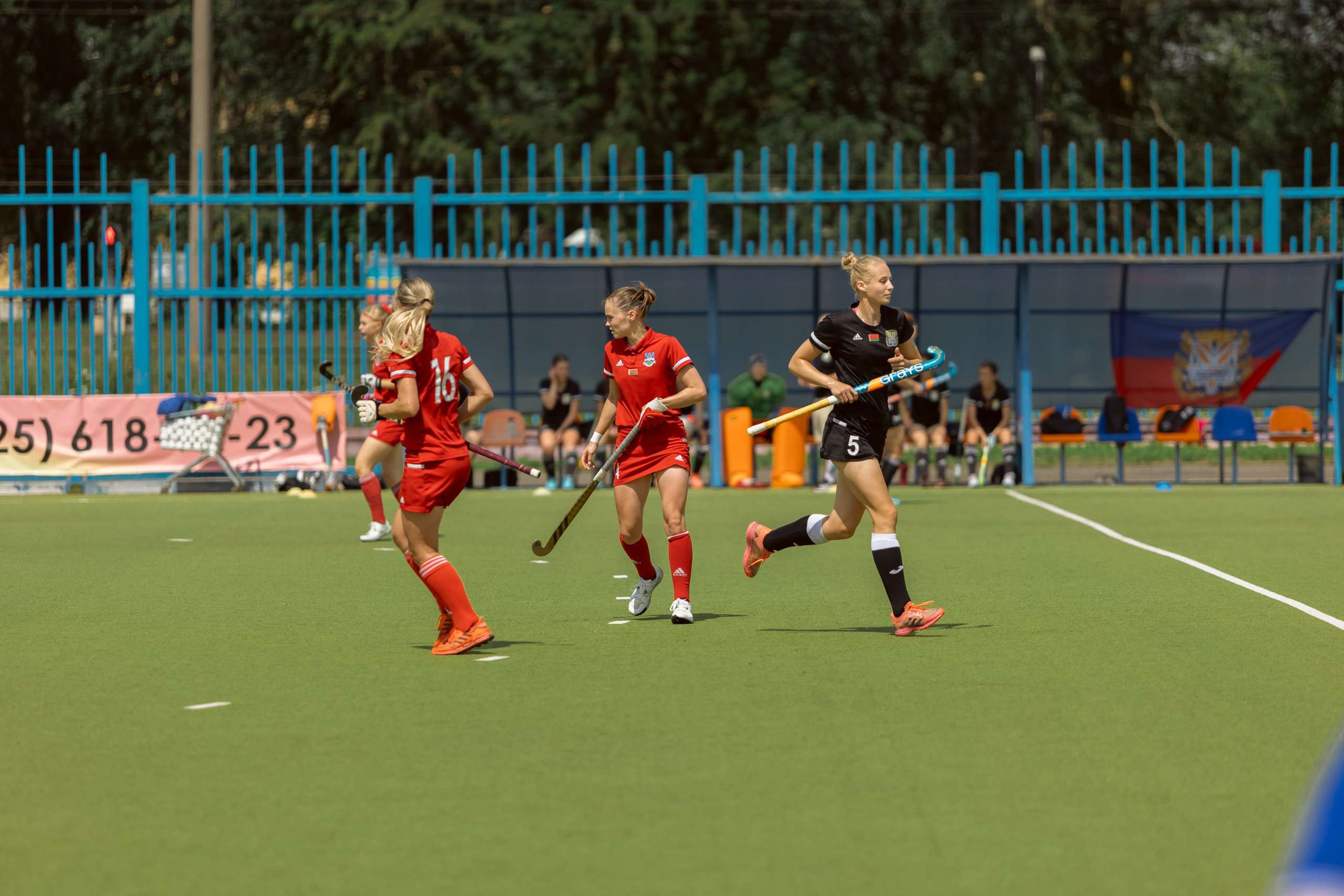Хоккей на траве. Девушки. Минск — Виктория. 16.06.2024. Профессиональный интерьерный и репортажный фотограф Минск и РБ. Максим Орлов
