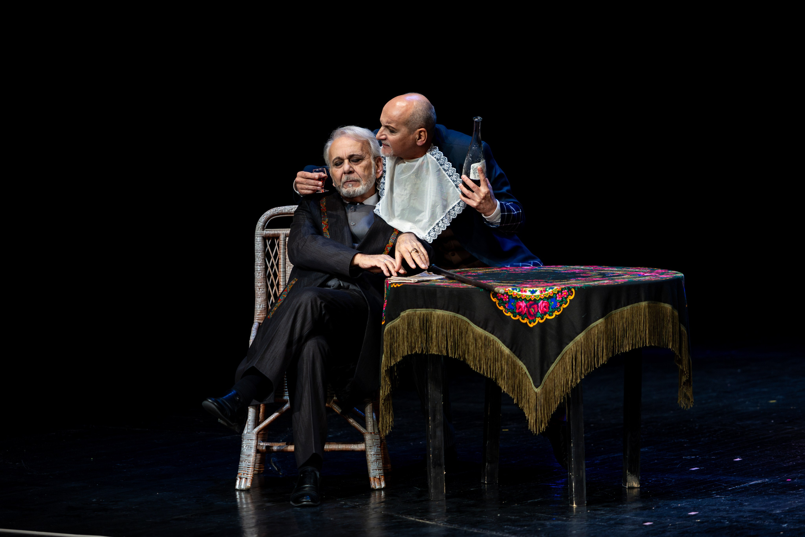 Новый театр «Я вещь». Профессиональный интерьерный и репортажный фотограф Минск и РБ. Максим Орлов