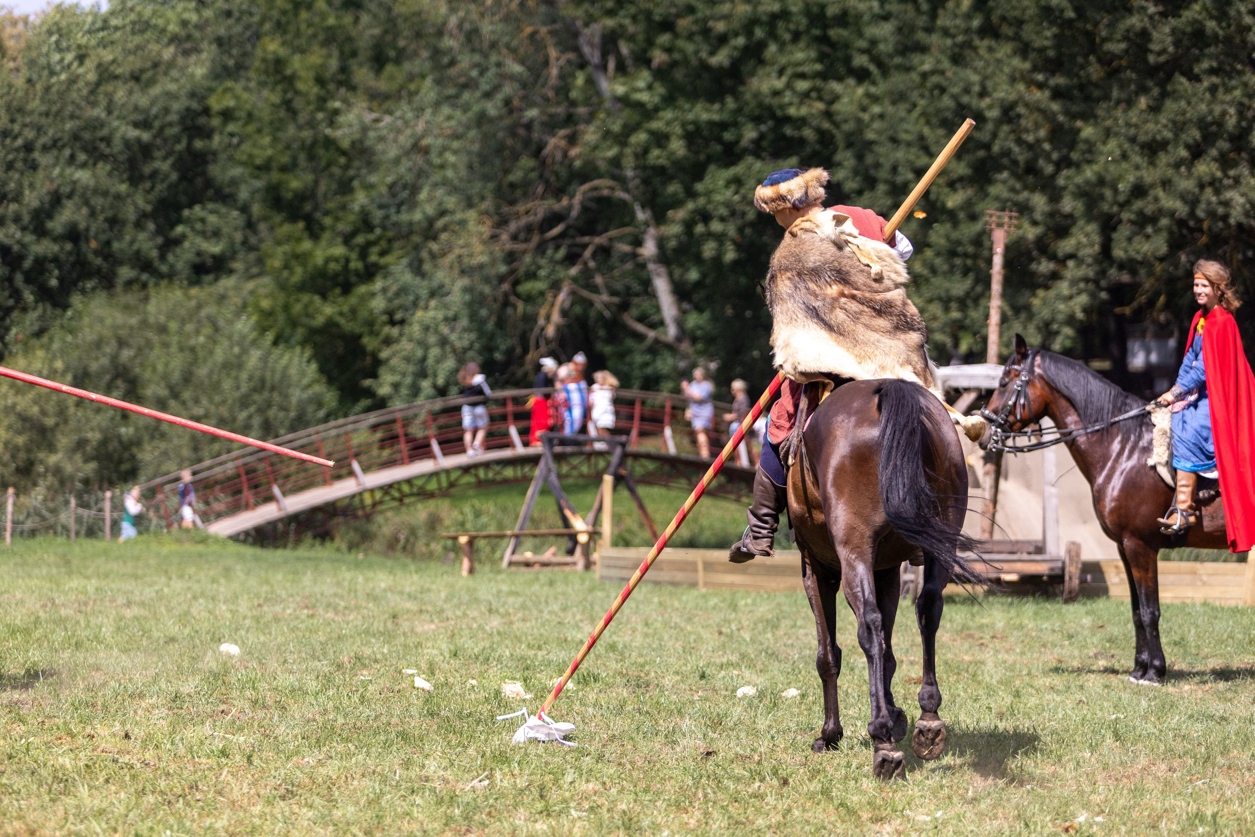 Ежегодный фестиваль средневековья в Дукоре. Профессиональный интерьерный и репортажный фотограф Минск и РБ. Максим Орлов