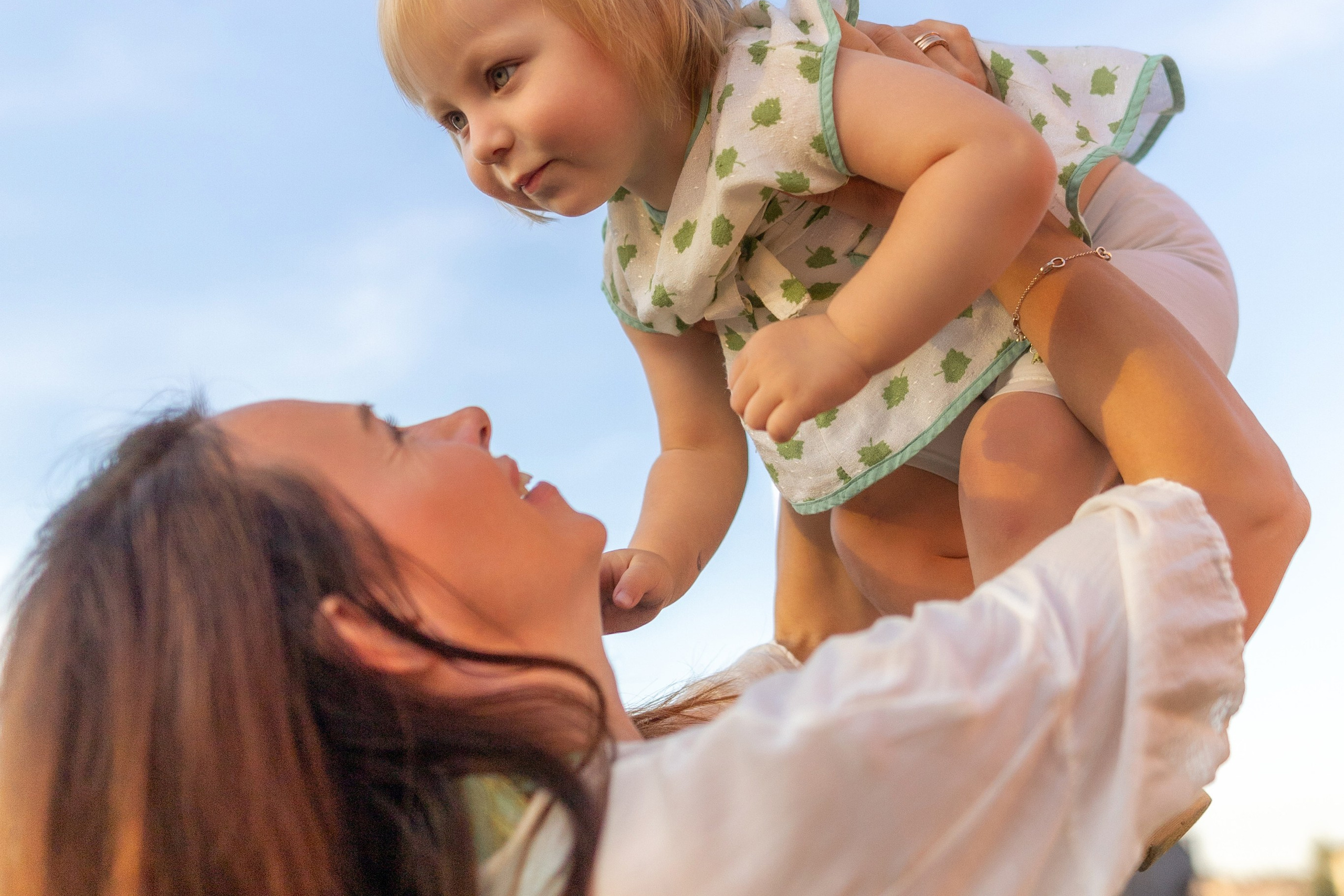 Детская живая фотосессия. Профессиональный интерьерный и репортажный фотограф Минск и РБ. Максим Орлов
