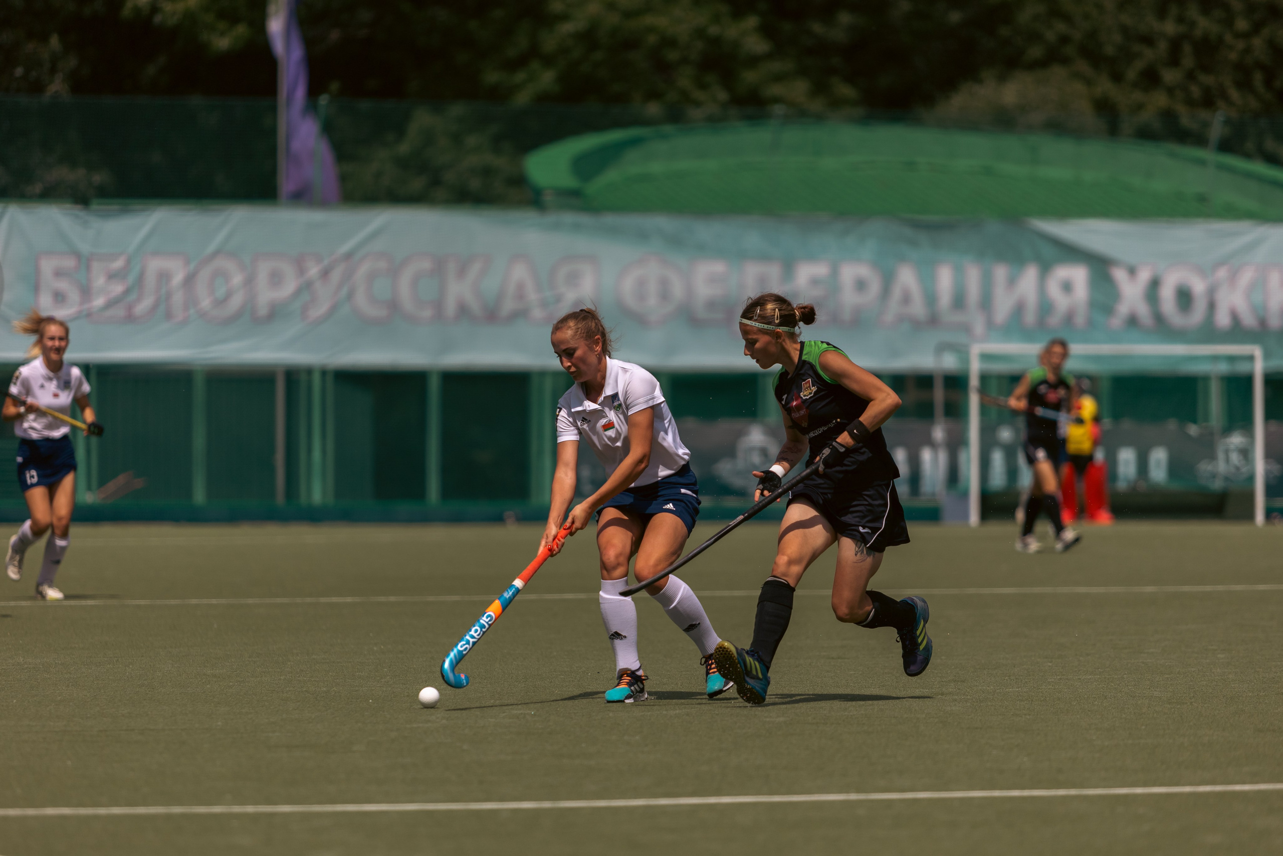 Хоккей на траве. Девушки. Минск — Текстильщик 29.052024. Профессиональный интерьерный и репортажный фотограф Минск и РБ. Максим Орлов