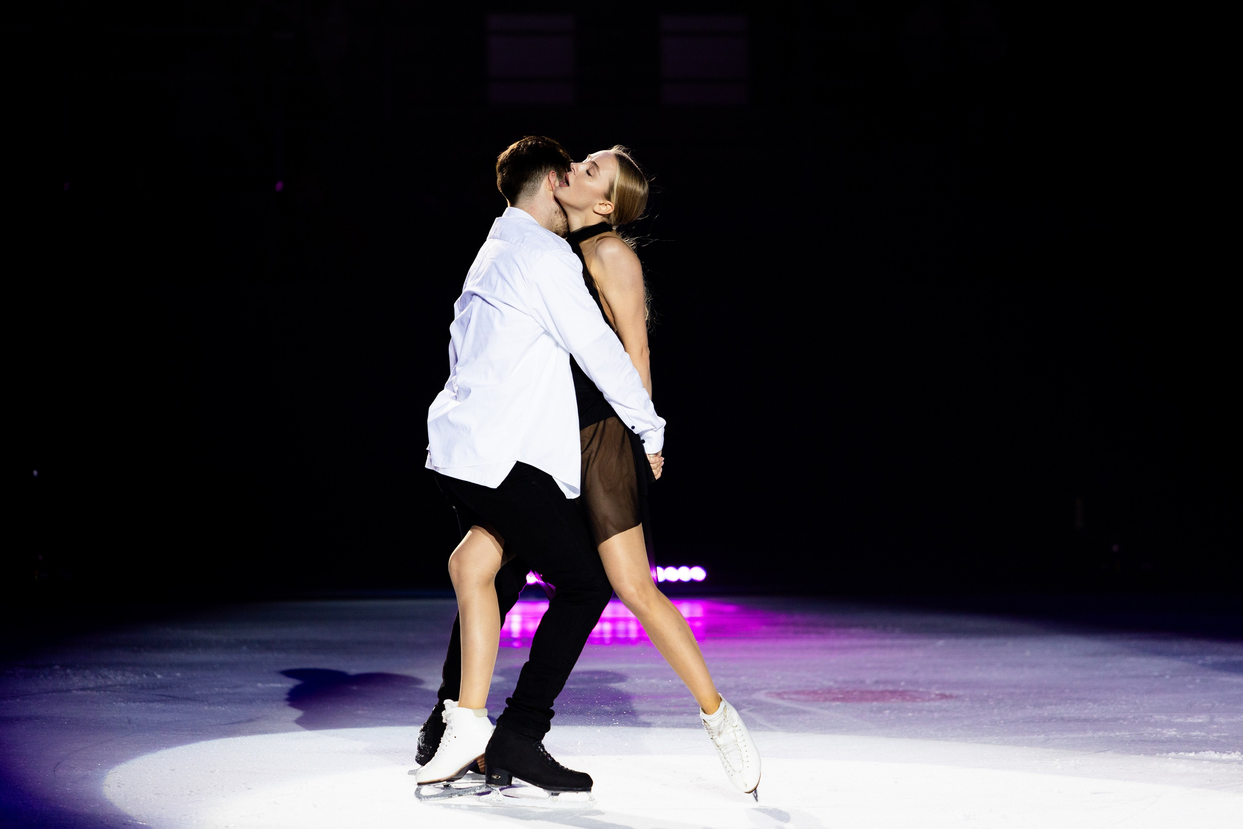 Ледовое шоу Ильи Авербуха 30.03.2024. Профессиональный интерьерный и репортажный фотограф Минск и РБ. Максим Орлов