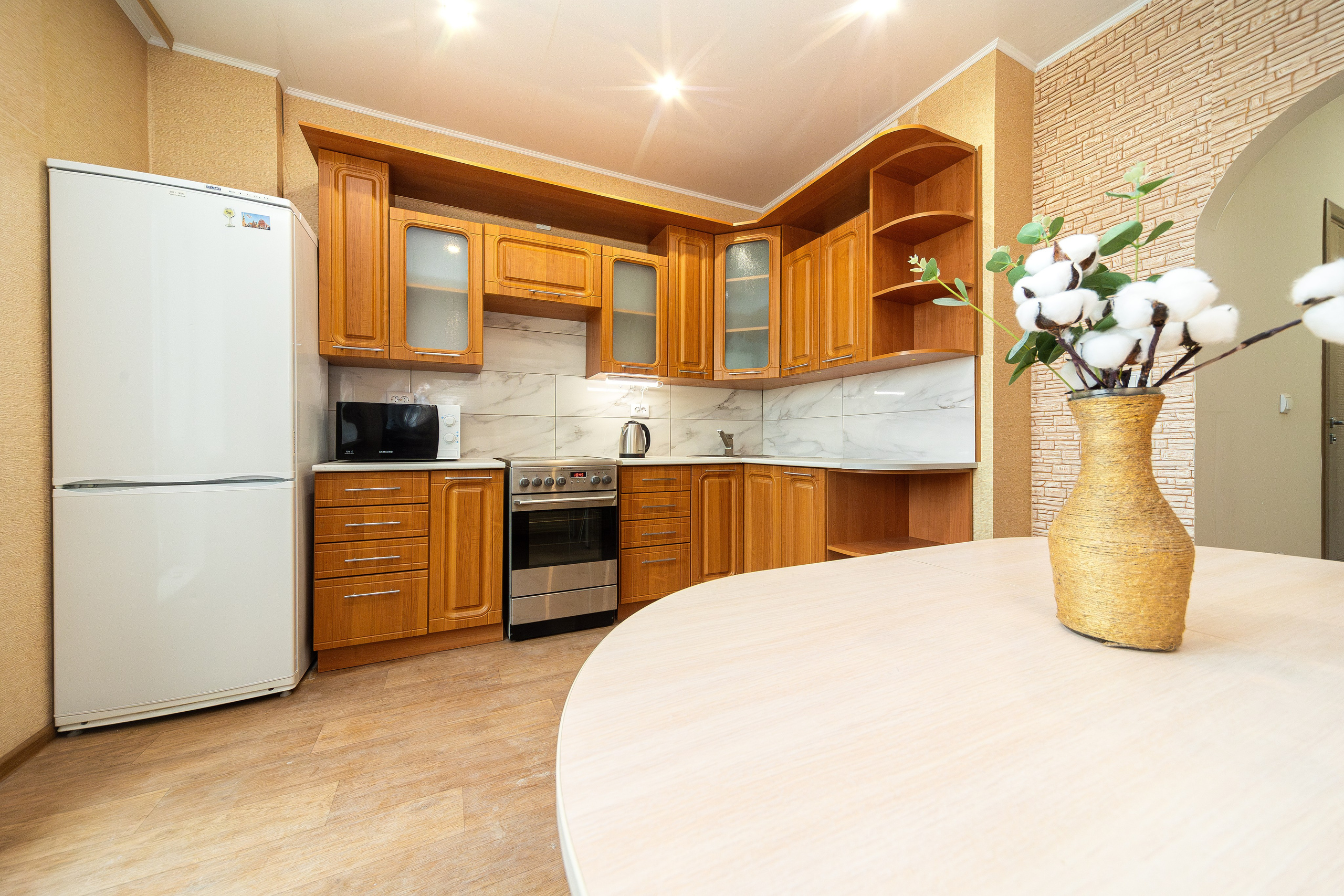 Пр. Победителей 129. Профессиональный интерьерный и репортажный фотограф Минск и РБ. Максим Орлов