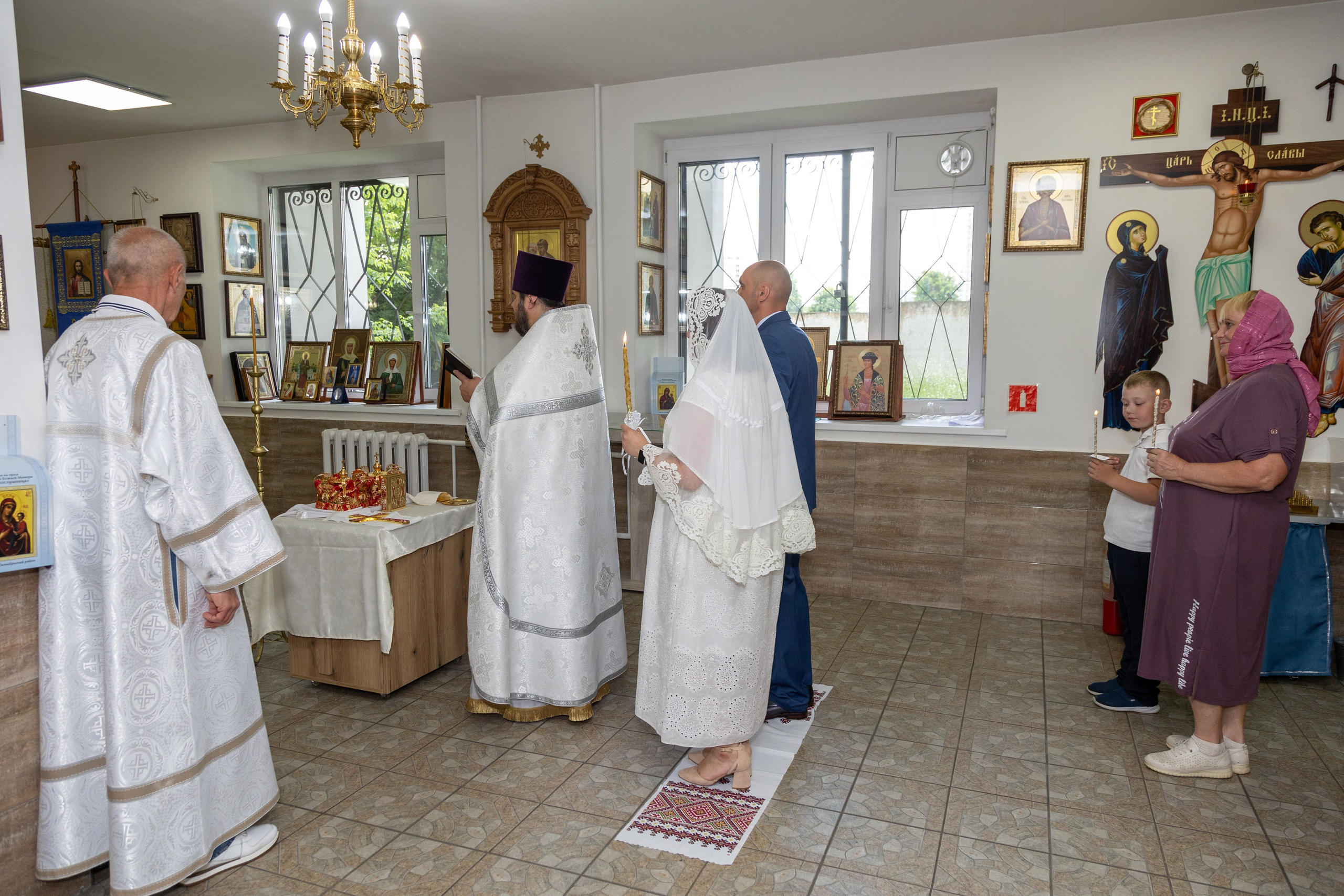 Венчание Михаила и Ольги. Профессиональный интерьерный и репортажный фотограф Минск и РБ. Максим Орлов