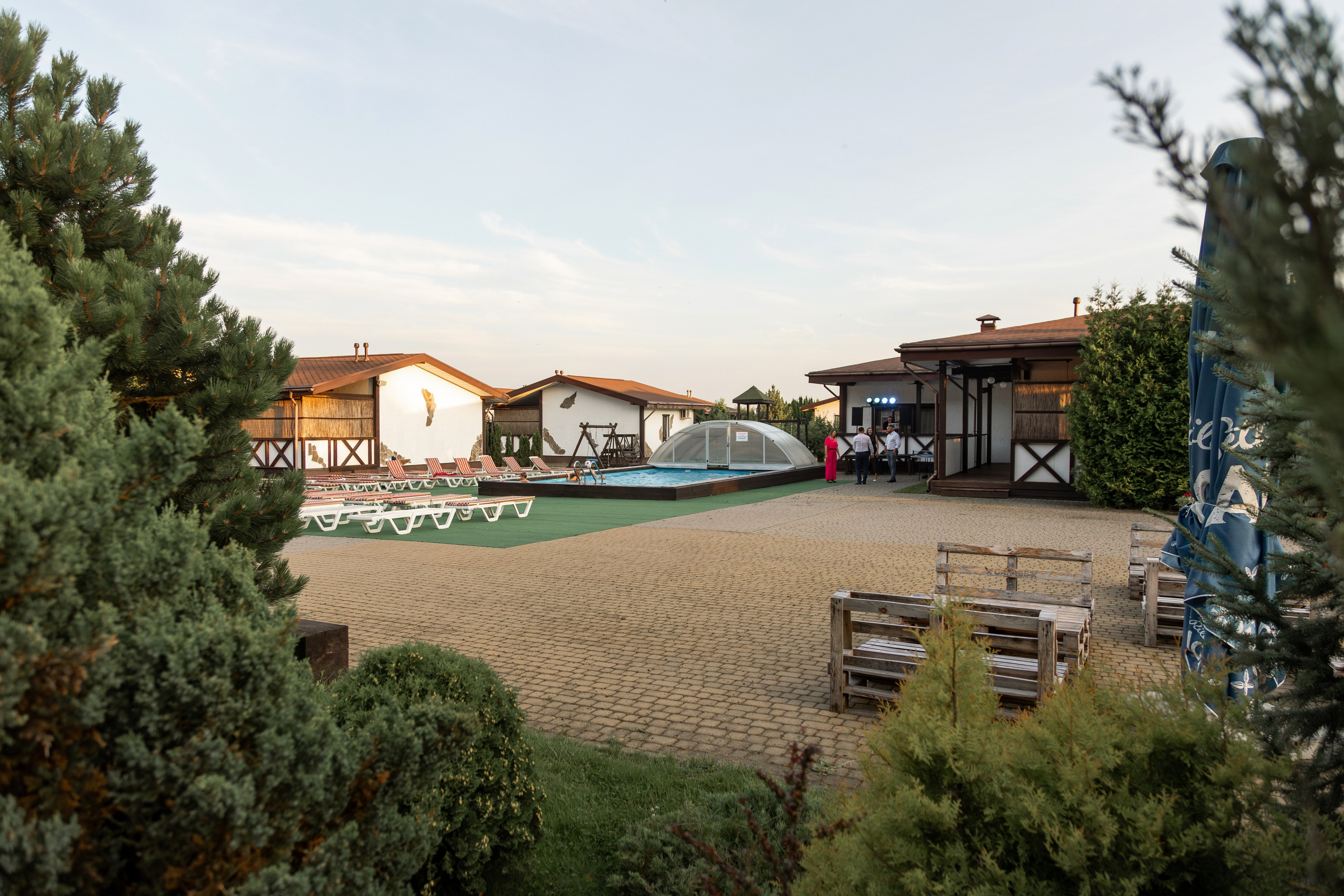 Свадебная фотосессия Дениса и Юли. Профессиональный интерьерный и репортажный фотограф Минск и РБ. Максим Орлов