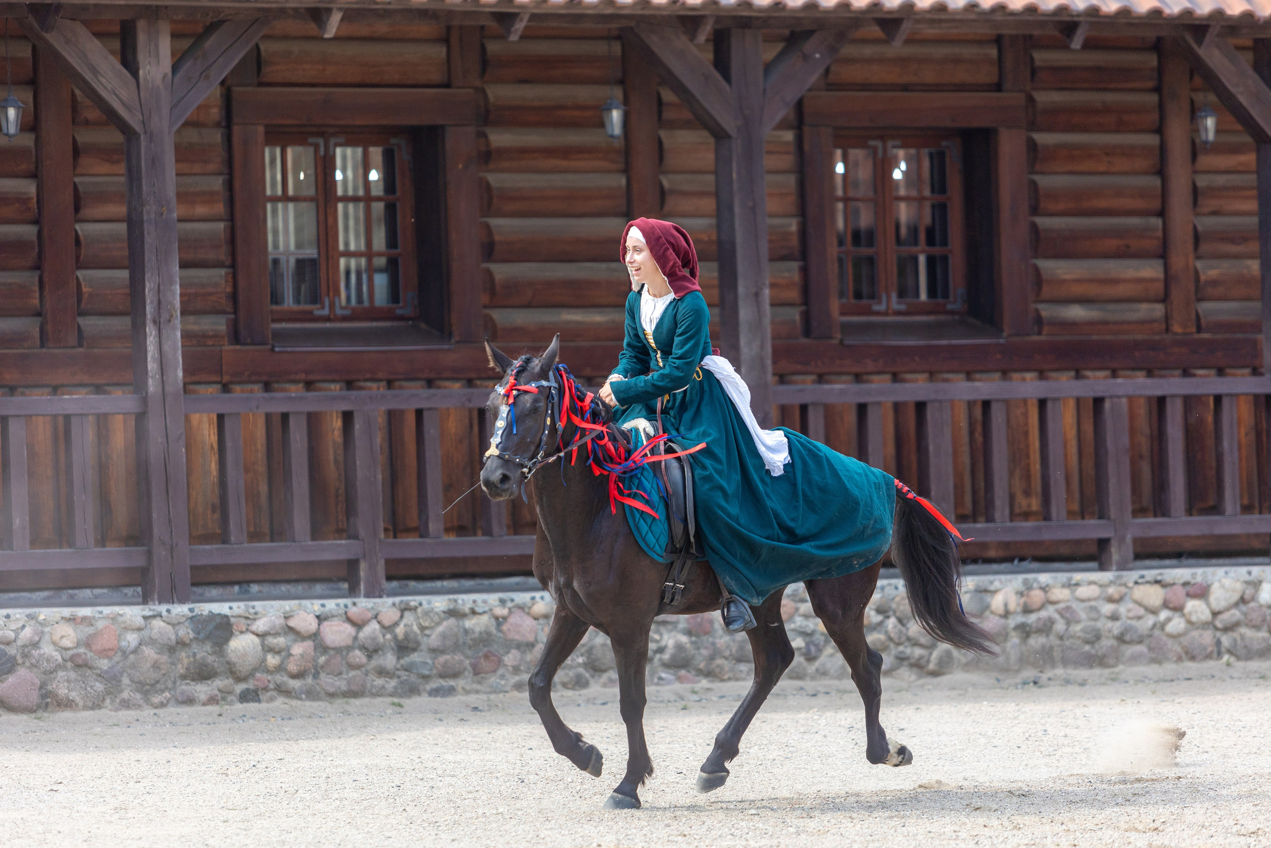 Выступление «Золотой шпоры» на празднике города Лиды. Профессиональный интерьерный и репортажный фотограф Минск и РБ. Максим Орлов