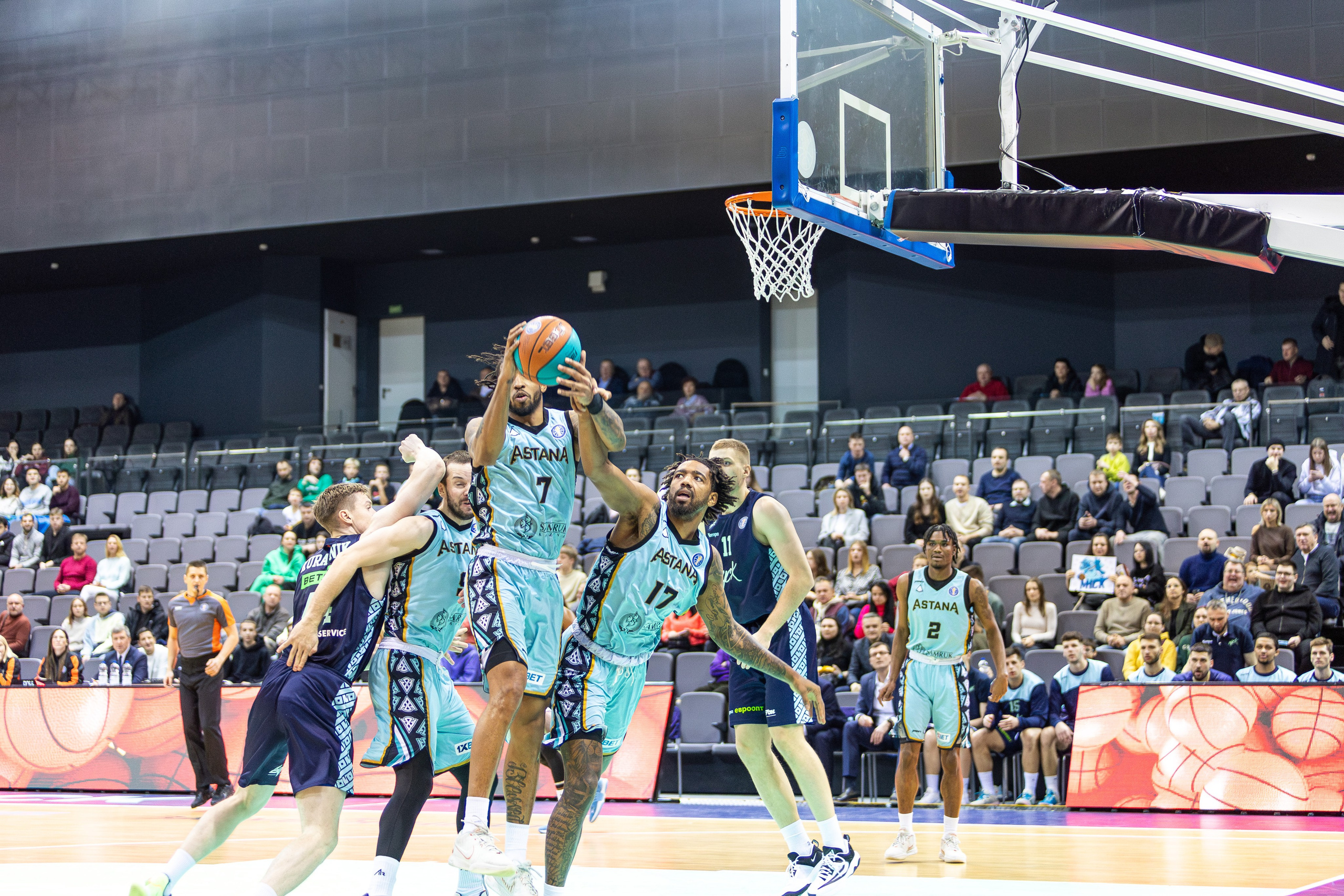 Спортивный фотограф. Минск и РБ. Профессиональный интерьерный и репортажный фотограф Минск и РБ. Максим Орлов