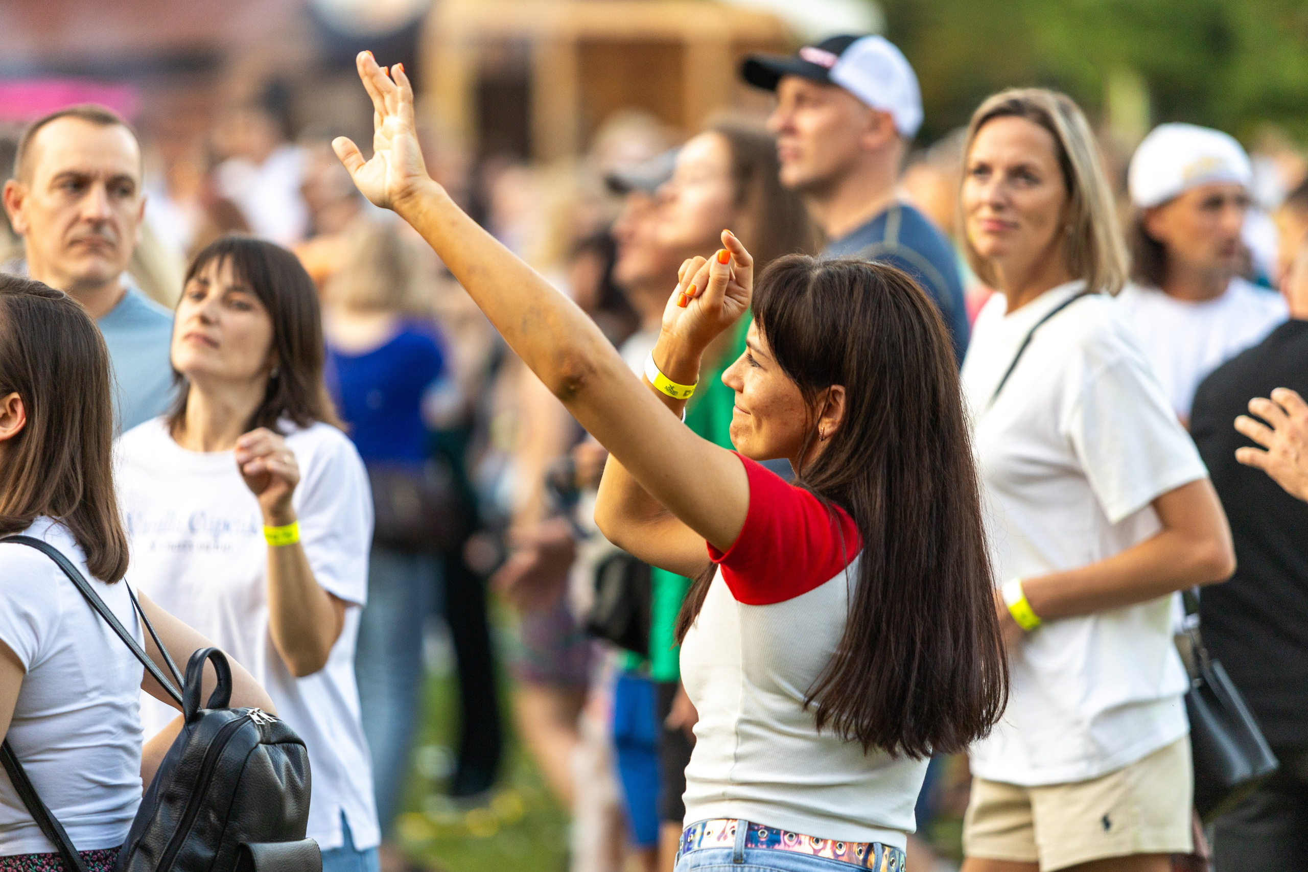 Дискохит. Профессиональный интерьерный и репортажный фотограф Минск и РБ. Максим Орлов