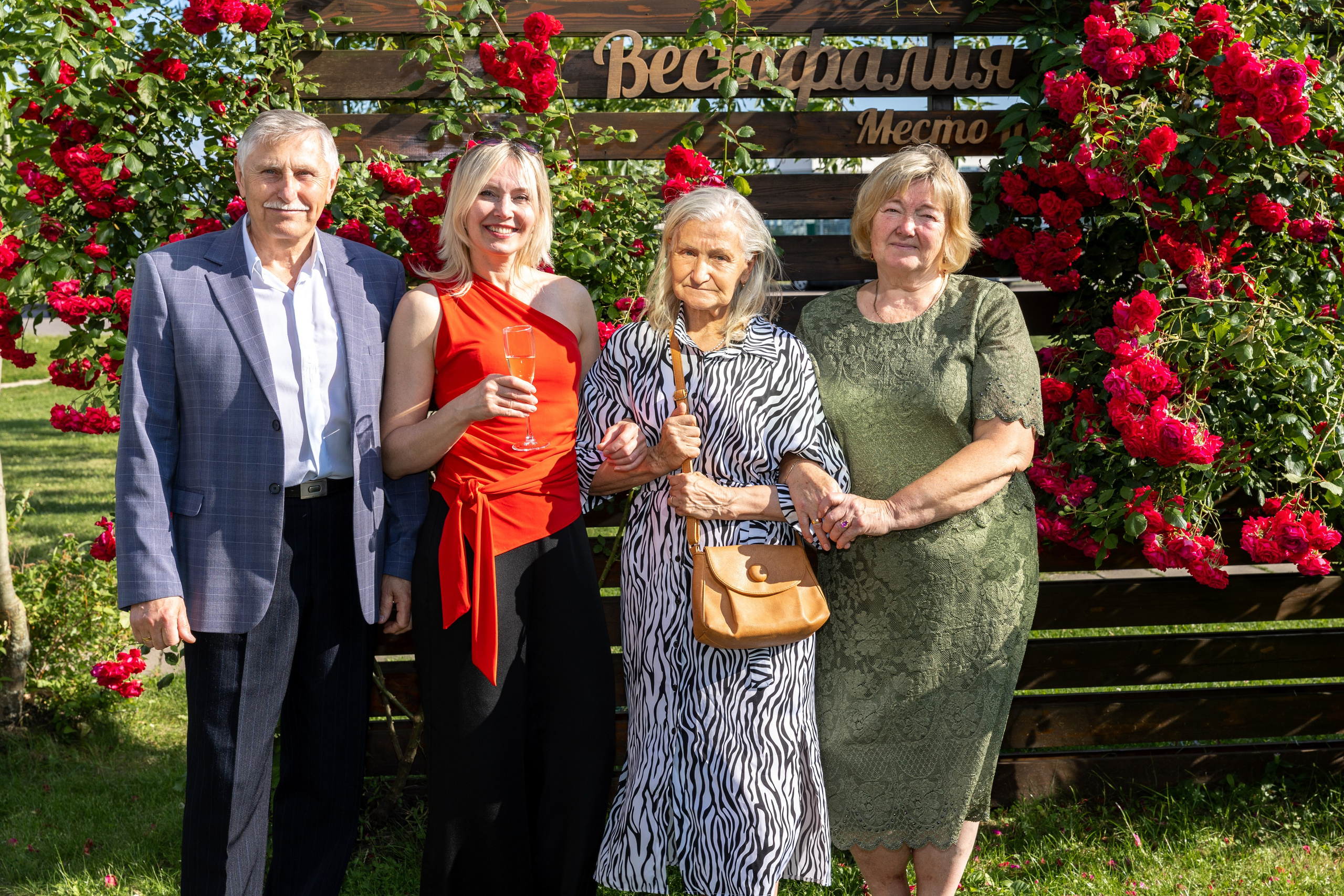 Юбилей Татьяны в ресторане. Профессиональный интерьерный и репортажный фотограф Минск и РБ. Максим Орлов