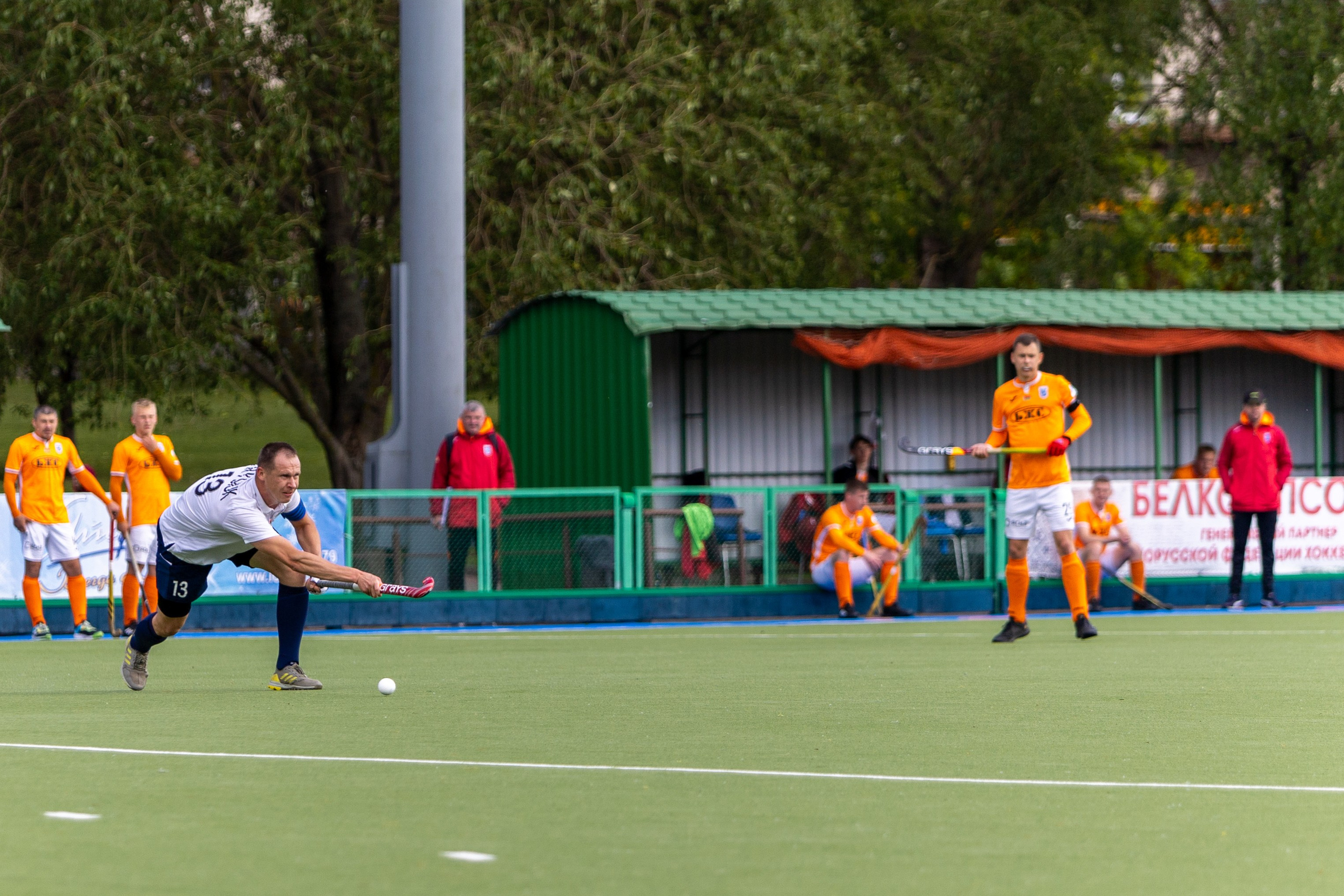 Хоккей на траве. ХК Минск — СК Строитель 11.05.2024. Профессиональный интерьерный и репортажный фотограф Минск и РБ. Максим Орлов