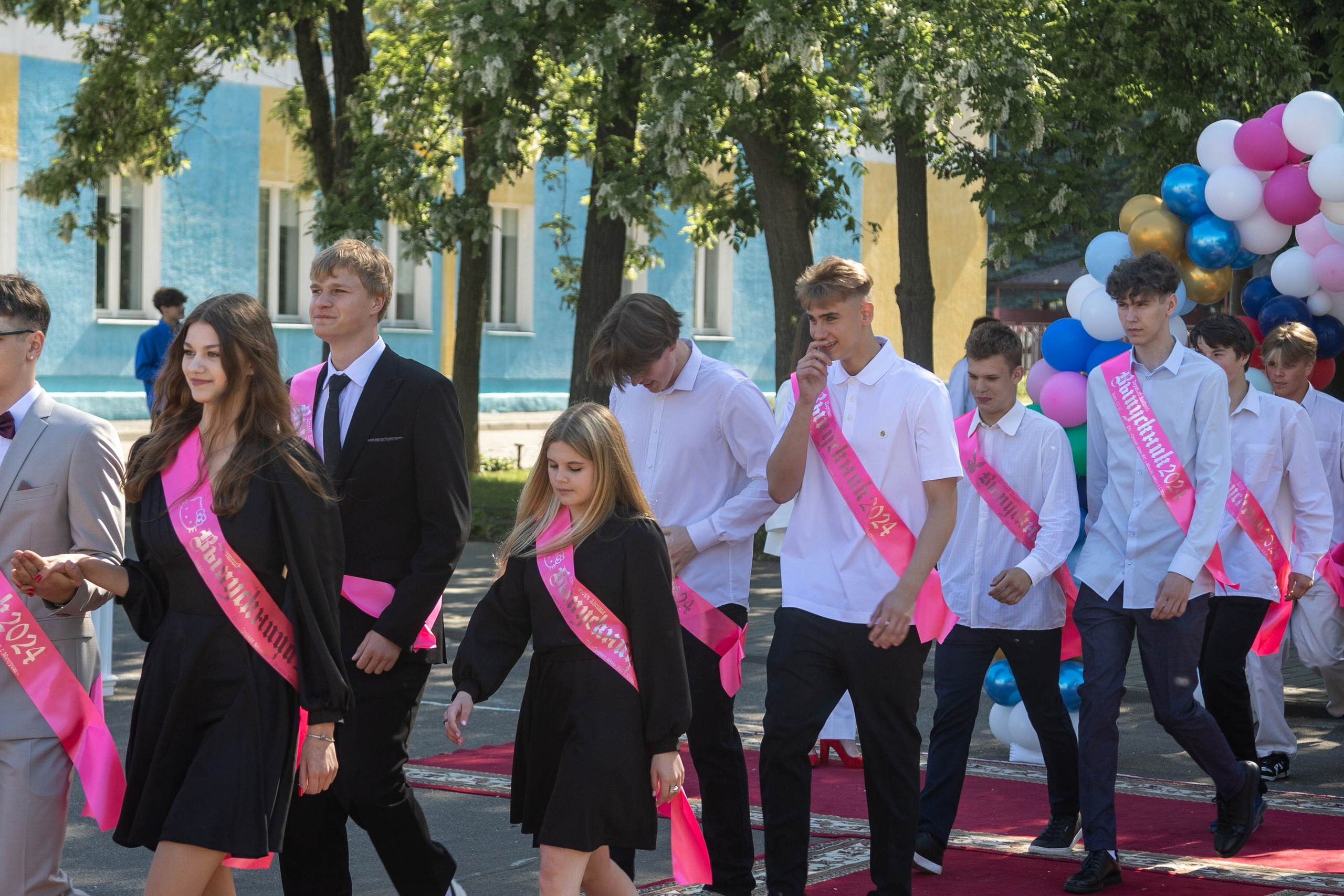 Школа 47. Последний звонок. Профессиональный интерьерный и репортажный фотограф Минск и РБ. Максим Орлов