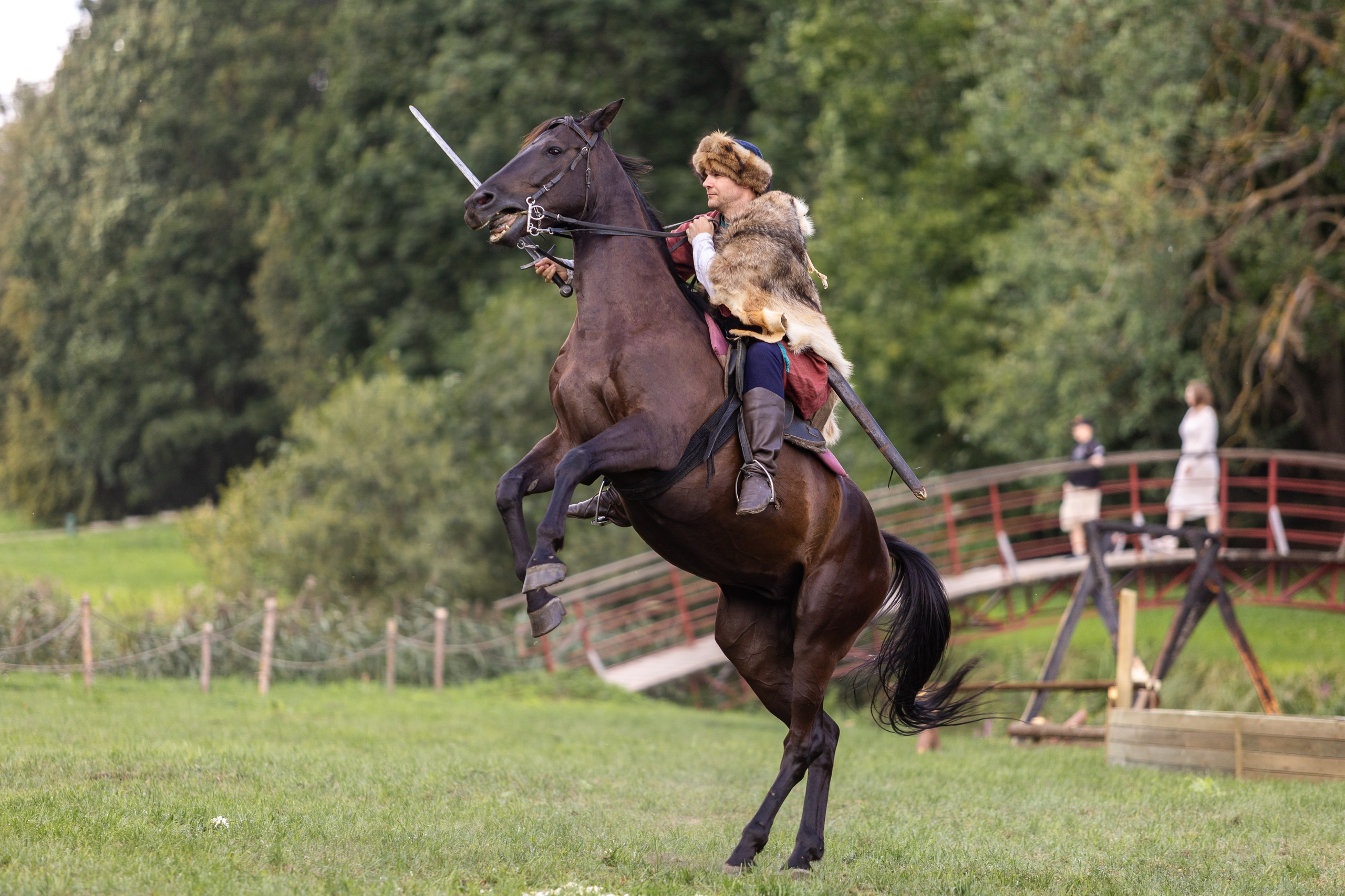 Ежегодный фестиваль средневековья в Дукоре. Профессиональный интерьерный и репортажный фотограф Минск и РБ. Максим Орлов