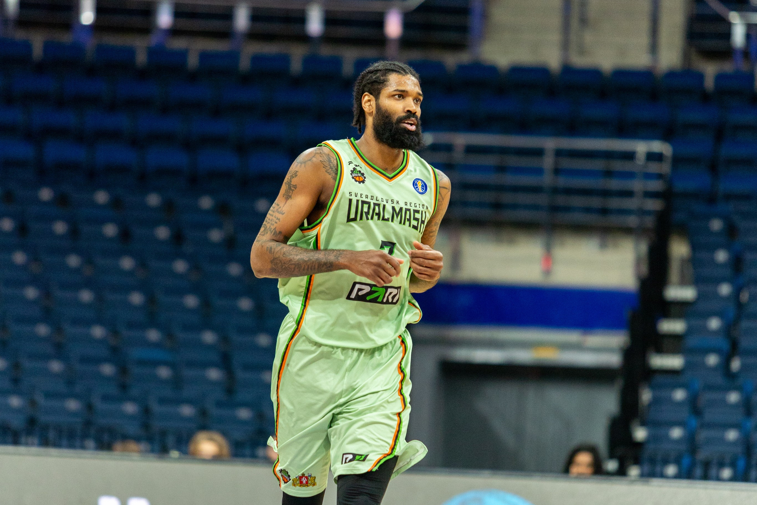 Баскетбол. Лучшие кадры. Минск — Уралмаш 13.02.2024. Профессиональный интерьерный и репортажный фотограф Минск и РБ. Максим Орлов