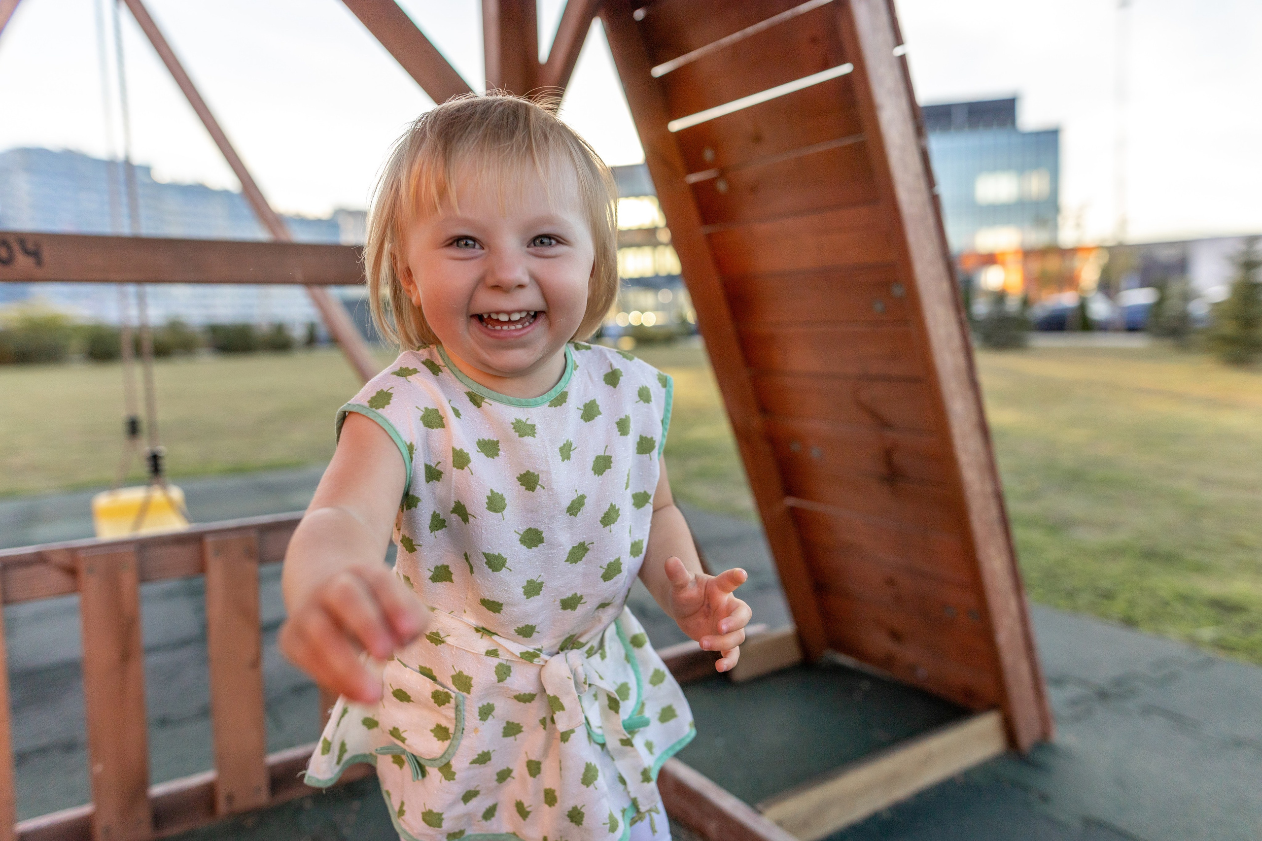 Детская живая фотосессия. Профессиональный интерьерный и репортажный фотограф Минск и РБ. Максим Орлов