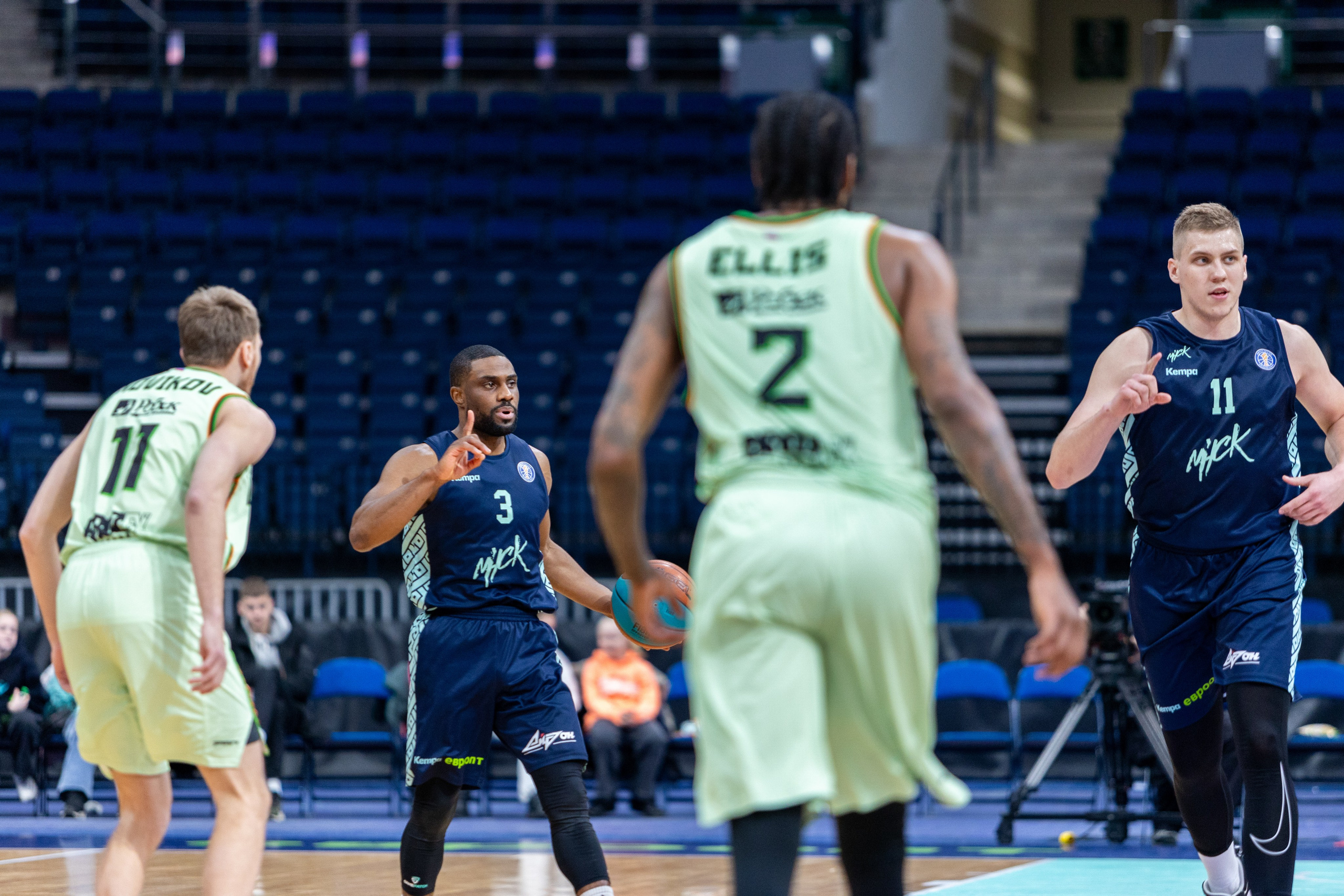 Баскетбол. Лучшие кадры. Минск — Уралмаш 13.02.2024. Профессиональный интерьерный и репортажный фотограф Минск и РБ. Максим Орлов