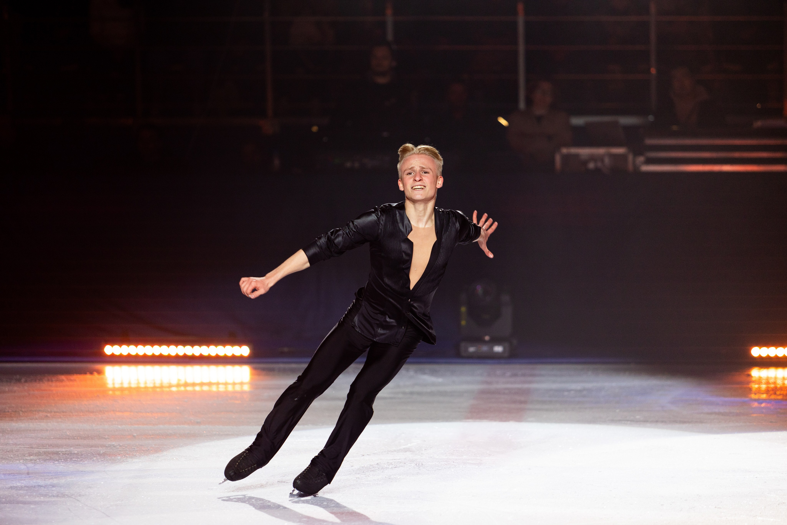 Ледовое шоу Ильи Авербуха 30.03.2024. Профессиональный интерьерный и репортажный фотограф Минск и РБ. Максим Орлов