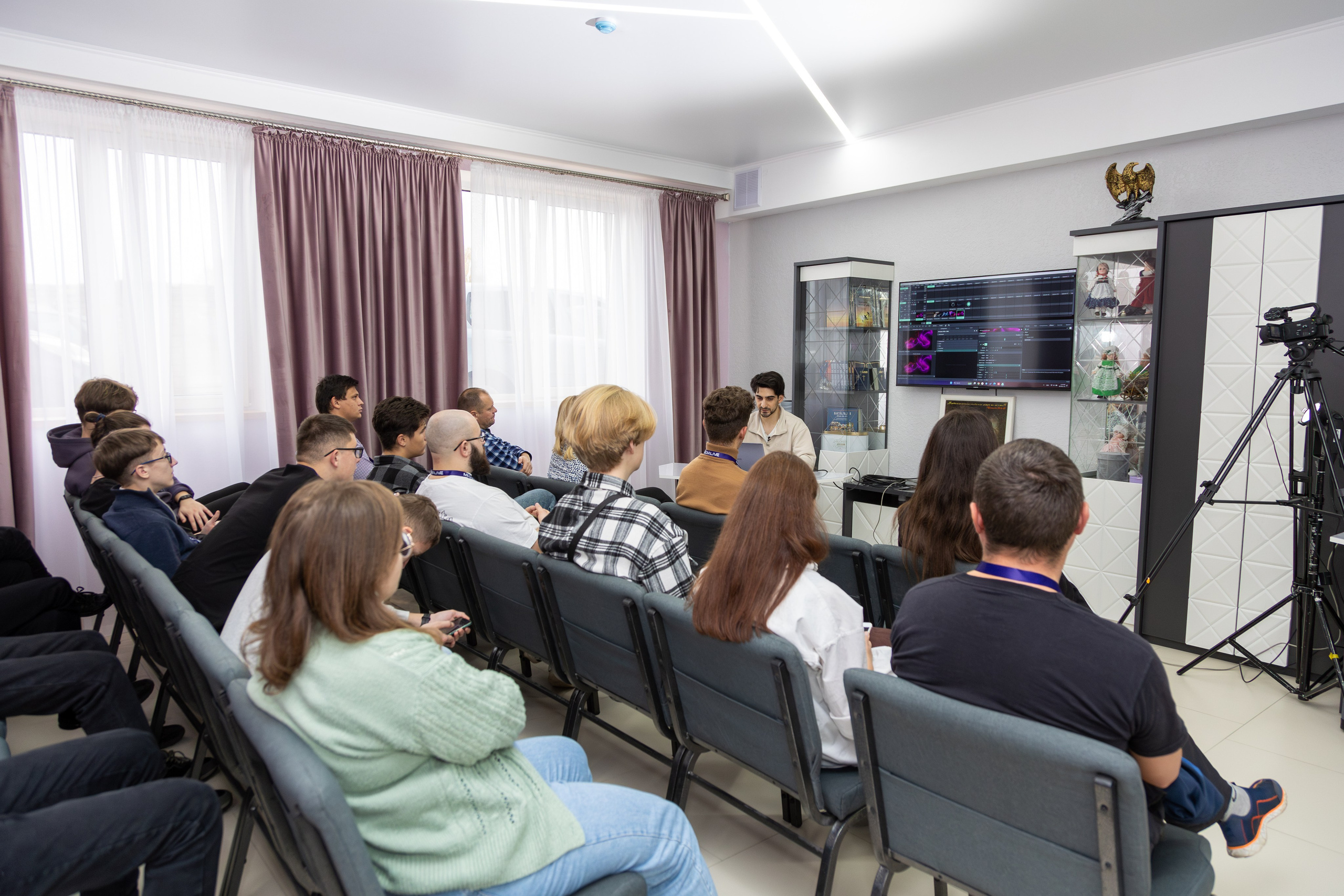 Конференция Medialive 2024. День второй. Профессиональный интерьерный и репортажный фотограф Минск и РБ. Максим Орлов