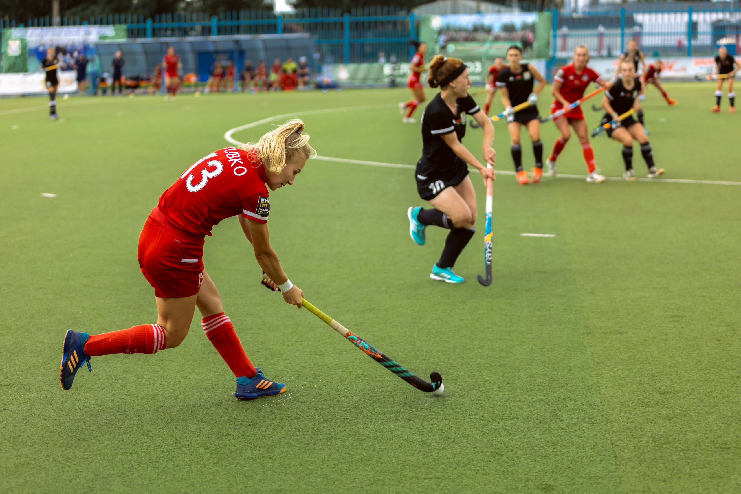 Хоккей на траве. Девушки. Минск — Виктория. 16.06.2024. Профессиональный интерьерный и репортажный фотограф Минск и РБ. Максим Орлов