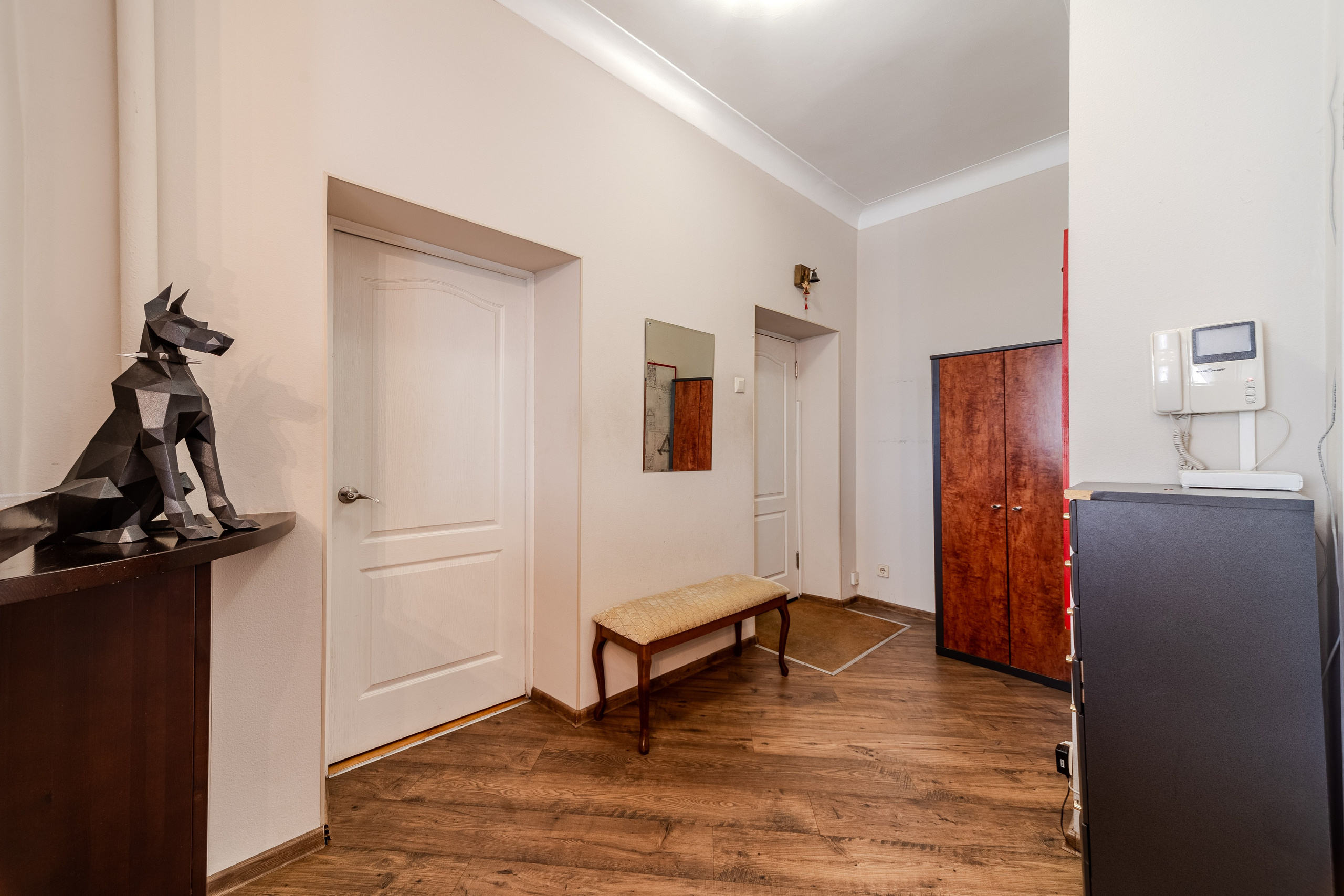 Пр. Независимости 37. Для продажи. Профессиональный интерьерный и репортажный фотограф Минск и РБ. Максим Орлов