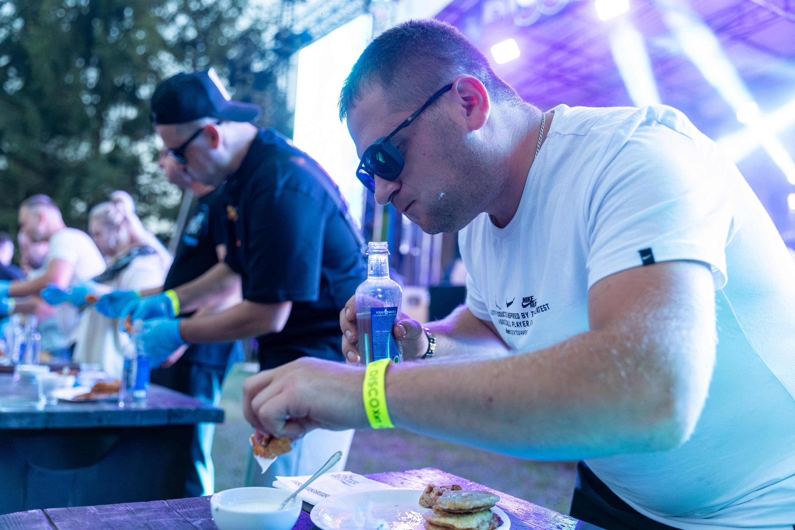 Дискохит. Профессиональный интерьерный и репортажный фотограф Минск и РБ. Максим Орлов