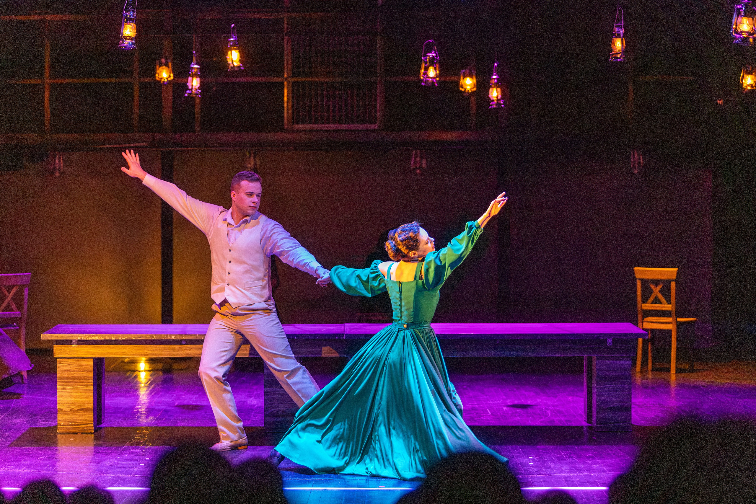 Новый театр «Дом Бернарды Альбы». Профессиональный интерьерный и репортажный фотограф Минск и РБ. Максим Орлов