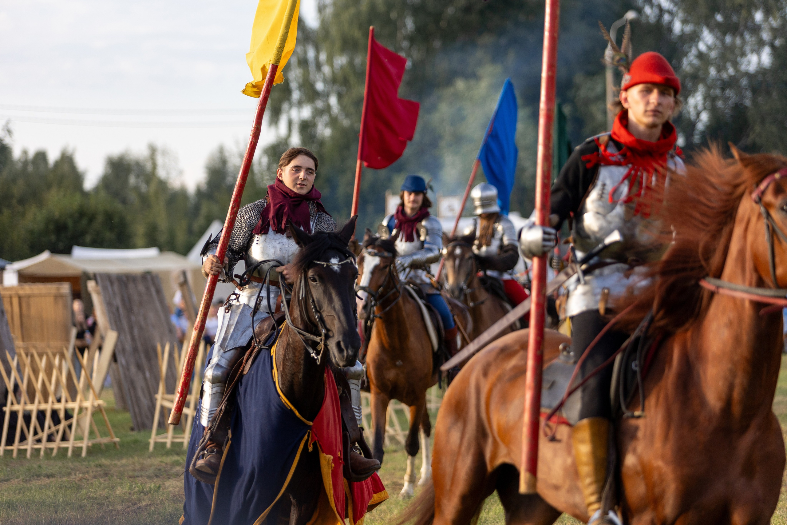 Рыцарский фест. Мстиславль. Профессиональный интерьерный и репортажный фотограф Минск и РБ. Максим Орлов