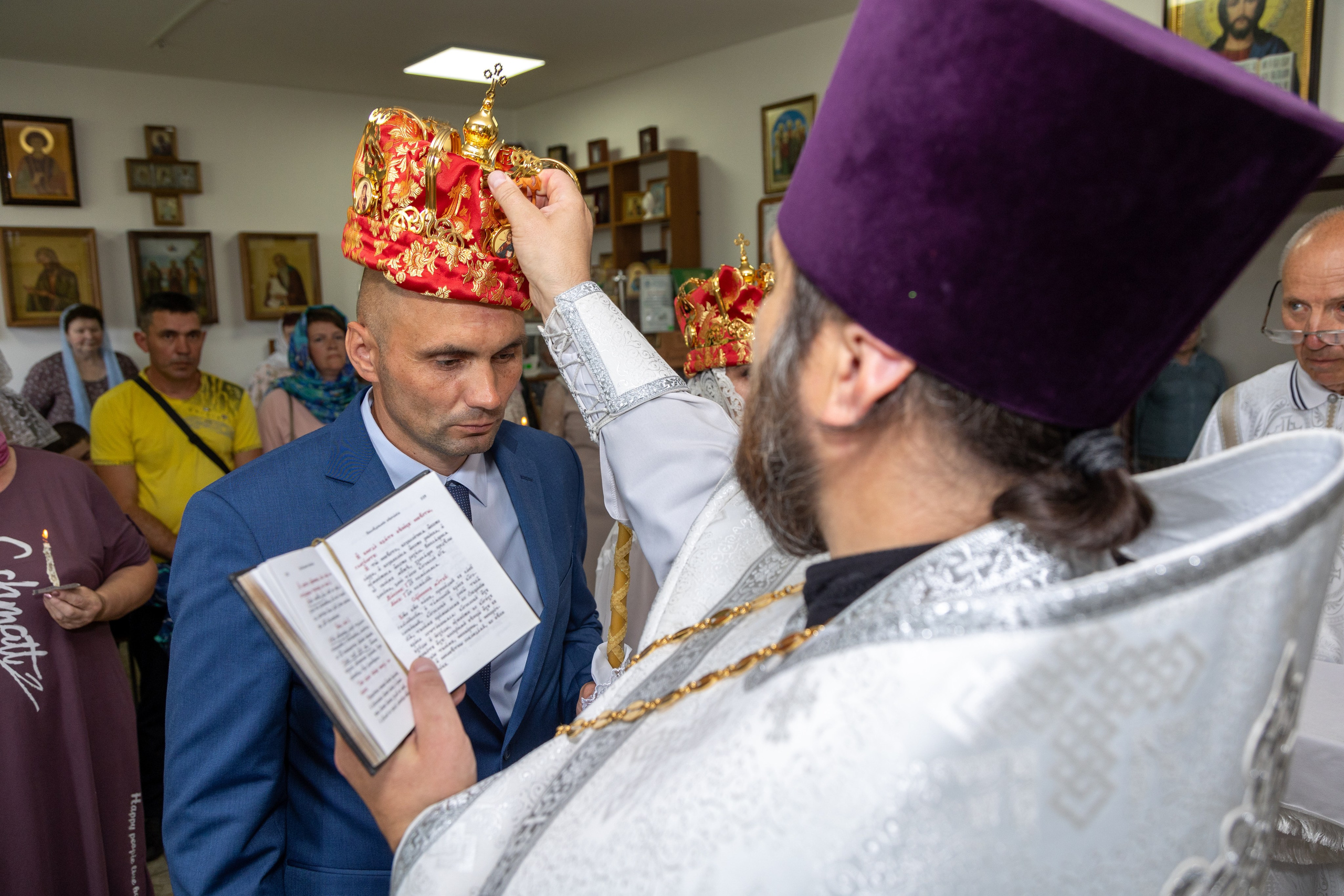 Венчание Михаила и Ольги. Профессиональный интерьерный и репортажный фотограф Минск и РБ. Максим Орлов