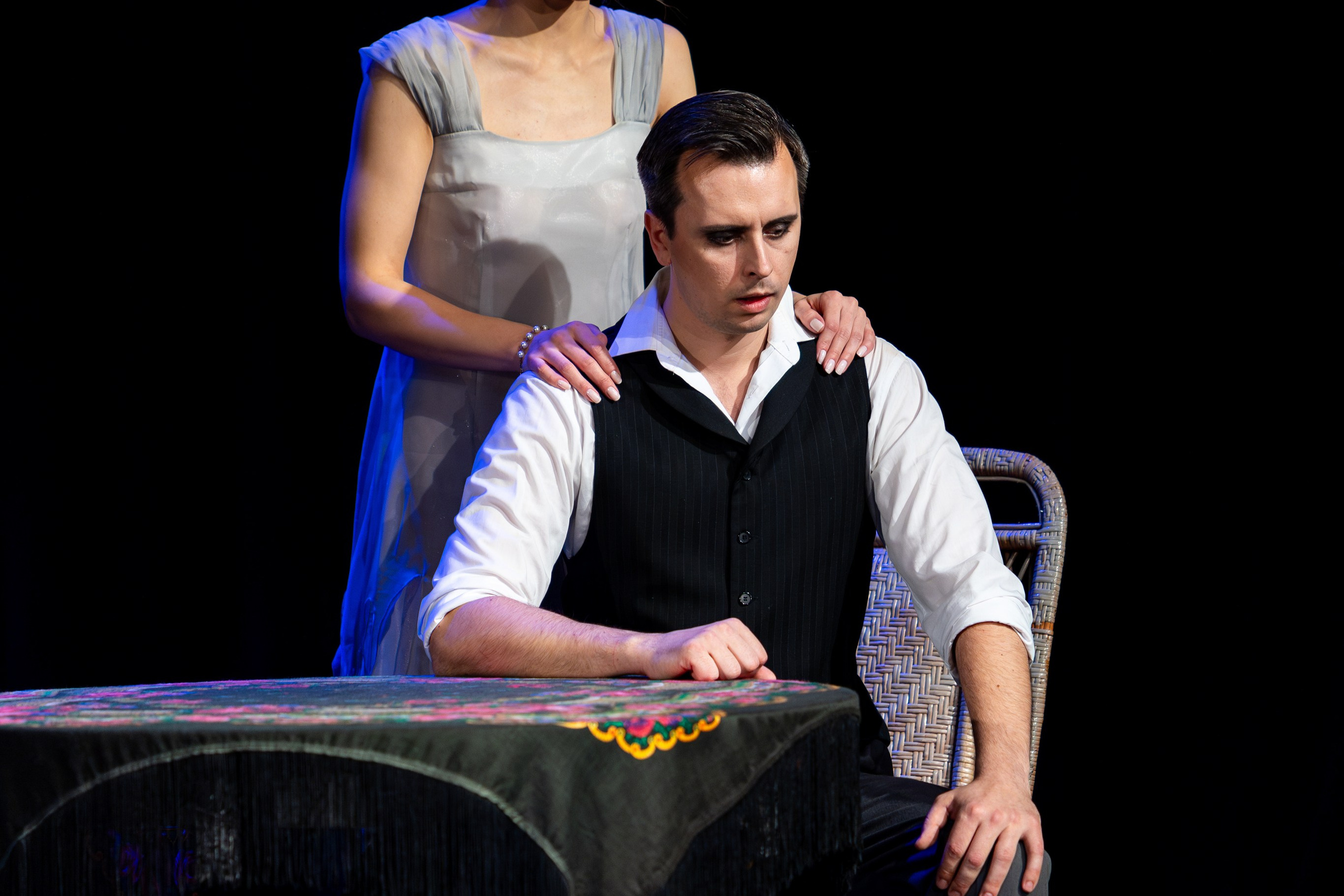 Новый театр «Я вещь». Профессиональный интерьерный и репортажный фотограф Минск и РБ. Максим Орлов