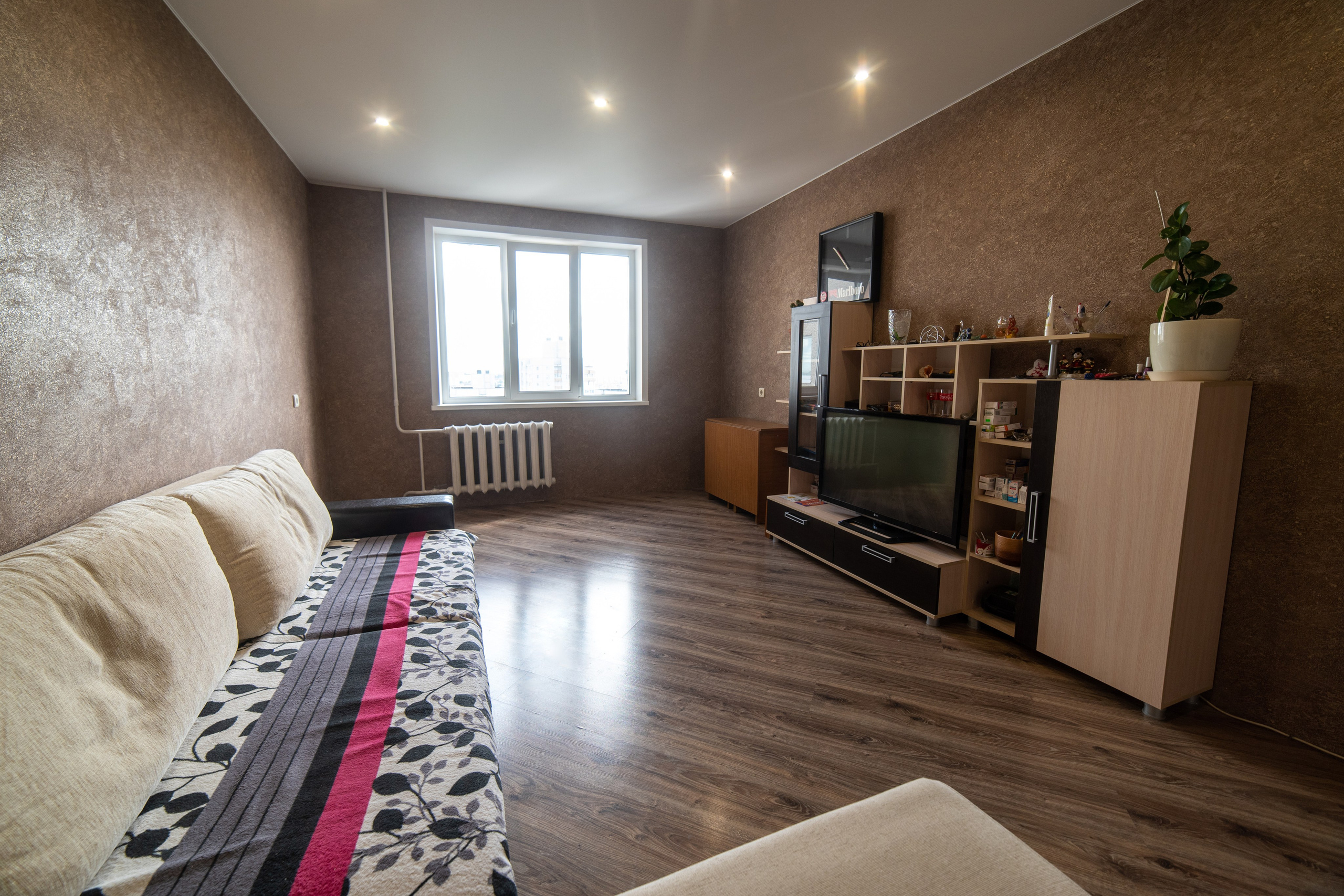 Квартира неизвестна. Эконом вариант. Профессиональный интерьерный и репортажный фотограф Минск и РБ. Максим Орлов