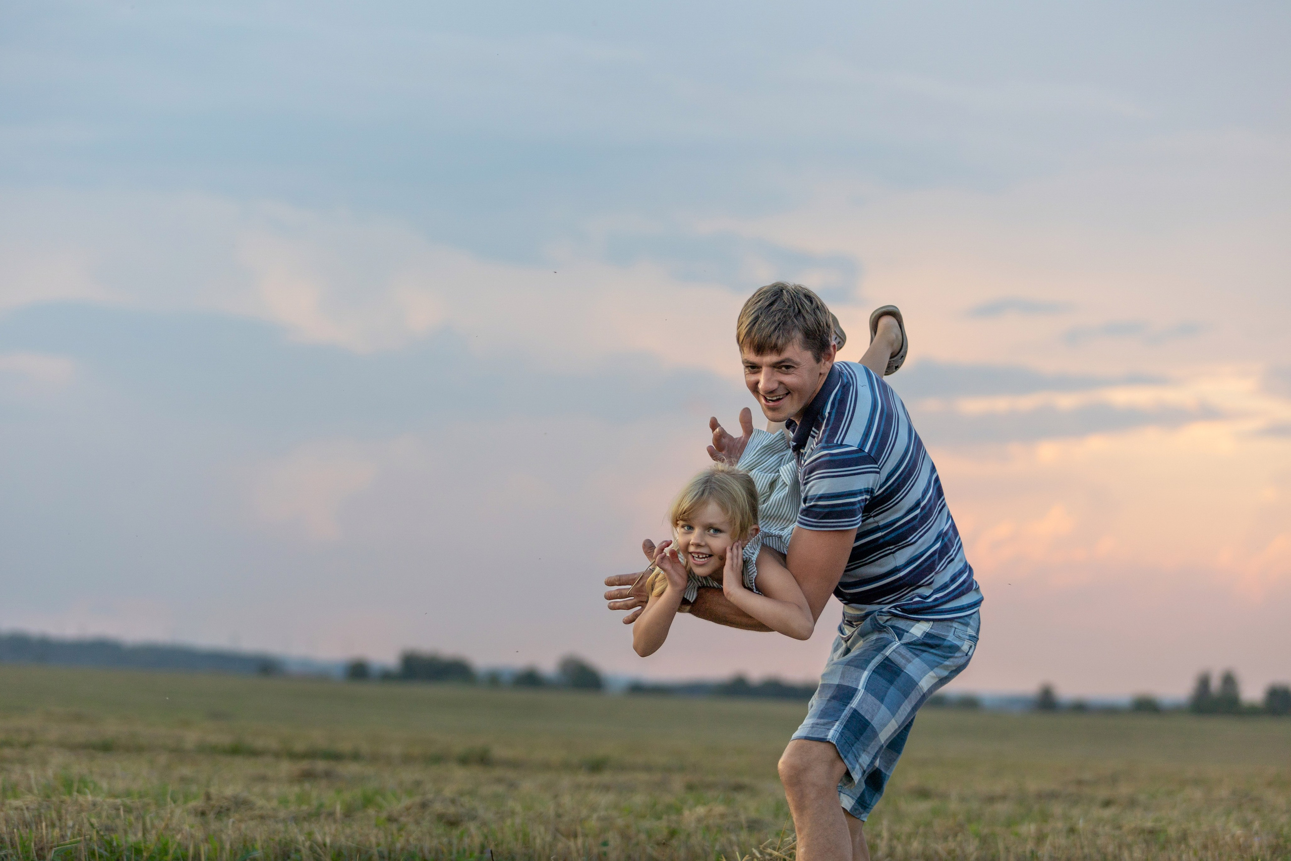 Леша и Таня 2 года спустя. Профессиональный интерьерный и репортажный фотограф Минск и РБ. Максим Орлов