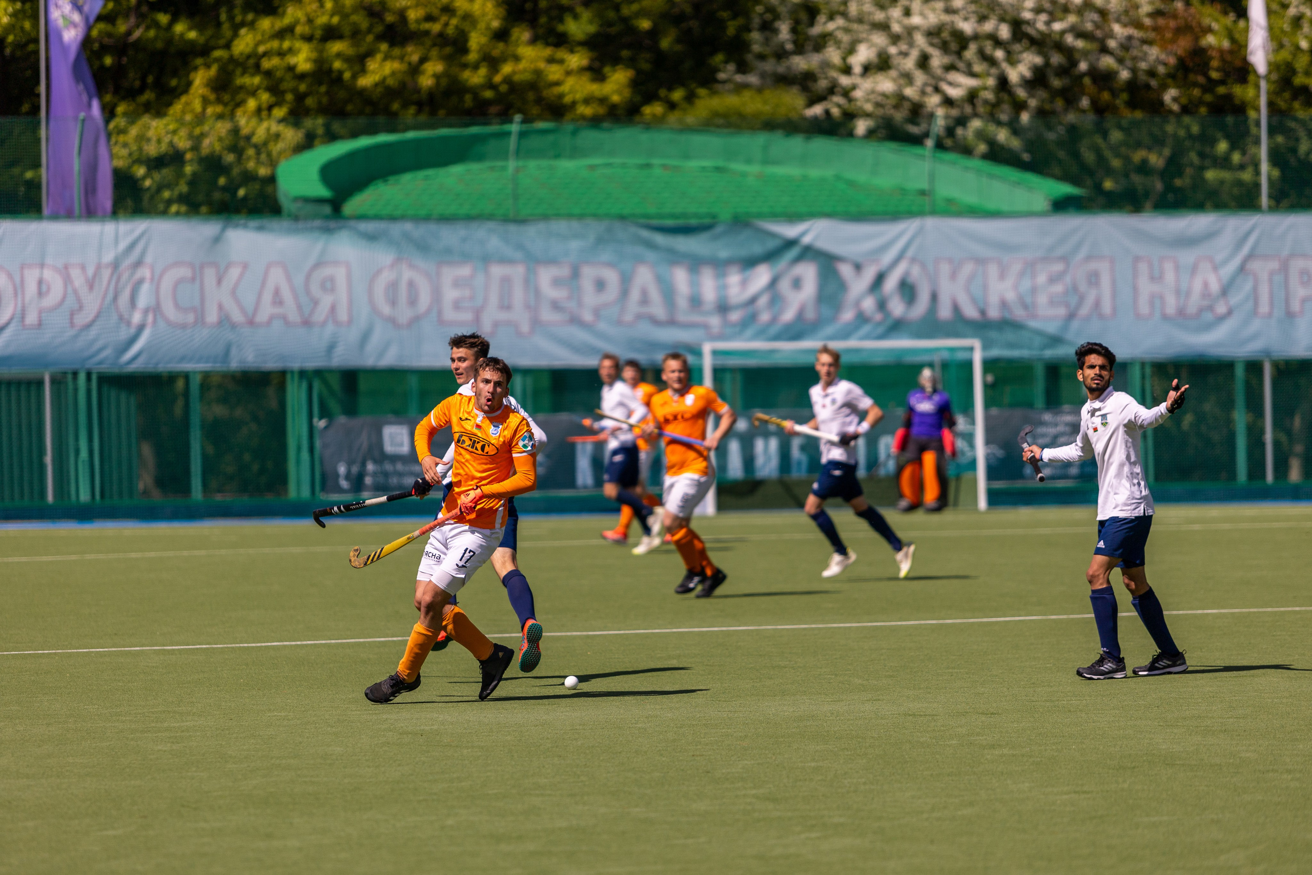 Хоккей на траве. ХК Минск — СК Строитель 12.05.2024. Профессиональный интерьерный и репортажный фотограф Минск и РБ. Максим Орлов
