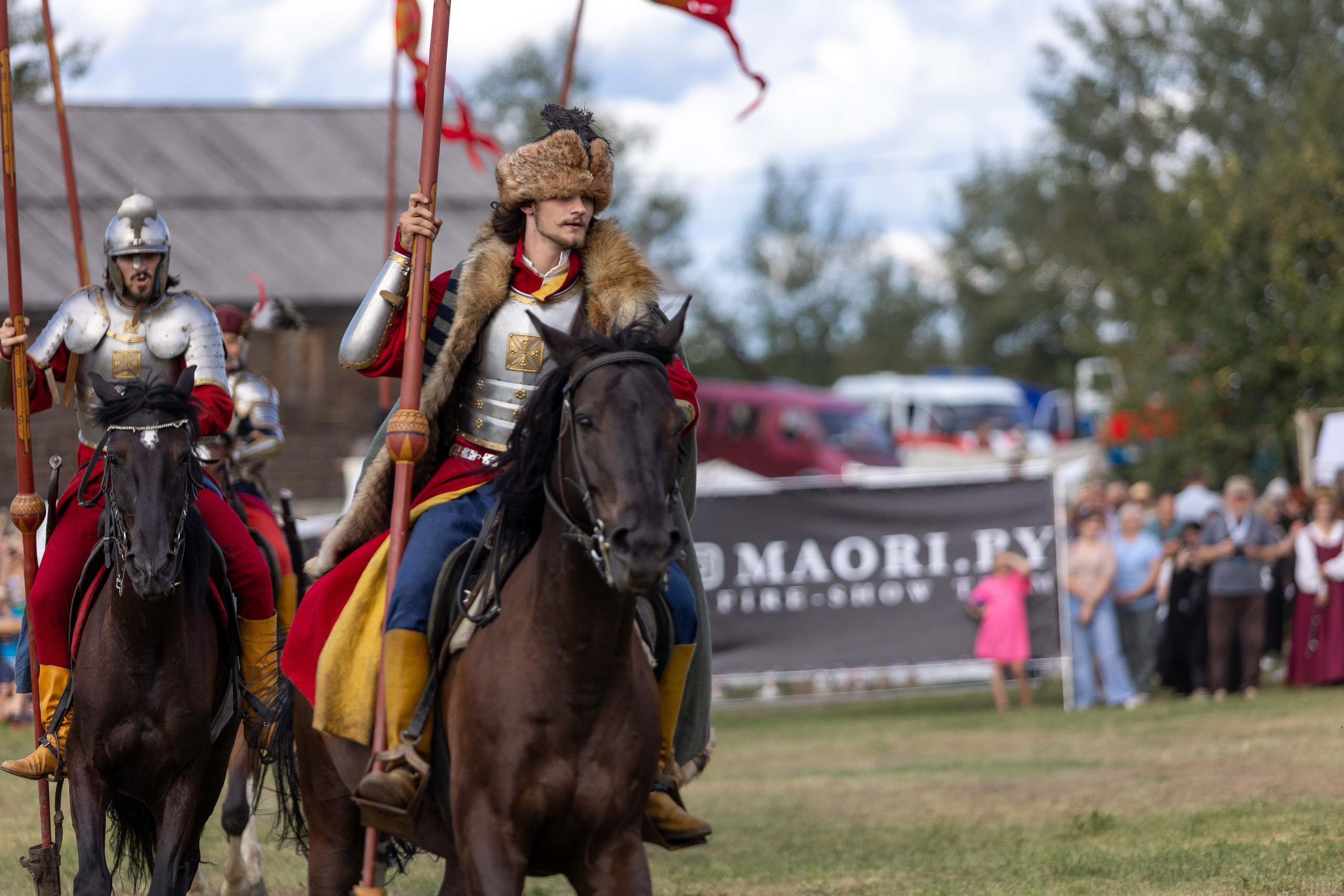 Рыцарский фест. Мстиславль. Профессиональный интерьерный и репортажный фотограф Минск и РБ. Максим Орлов