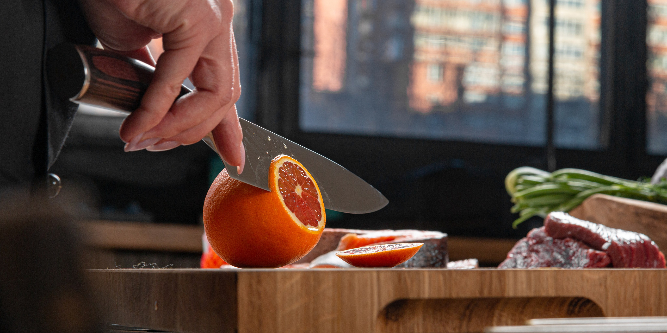 Onnaaruji. Ножи и кухонные принадлежности