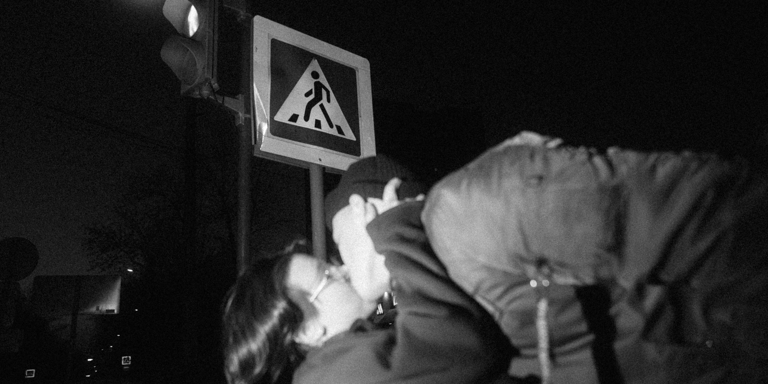 На улице, двое. Свадебное видео в Иваново и России