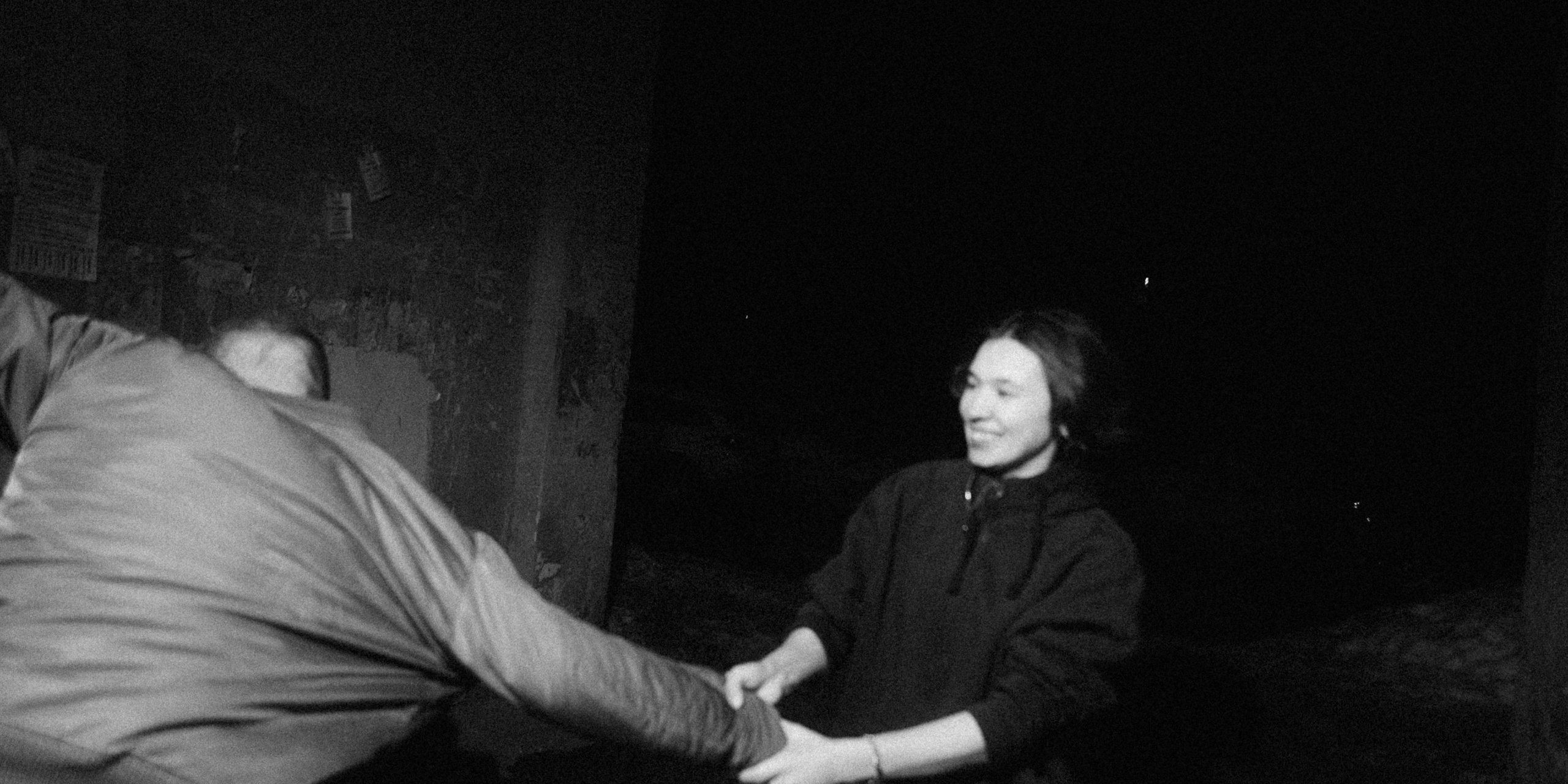 На улице, двое. Свадебное видео в Иваново и России