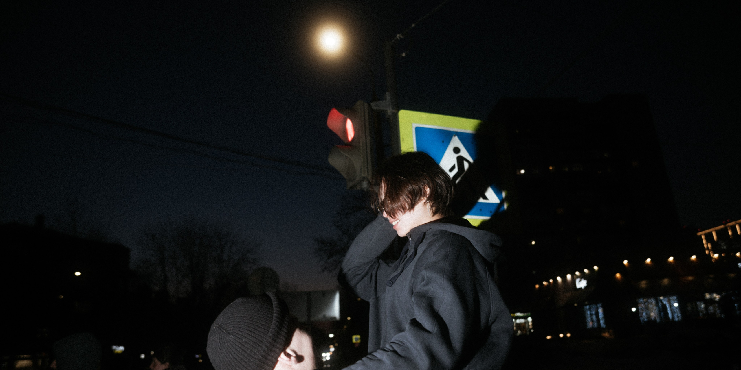 На улице, двое. Свадебное видео в Иваново и России