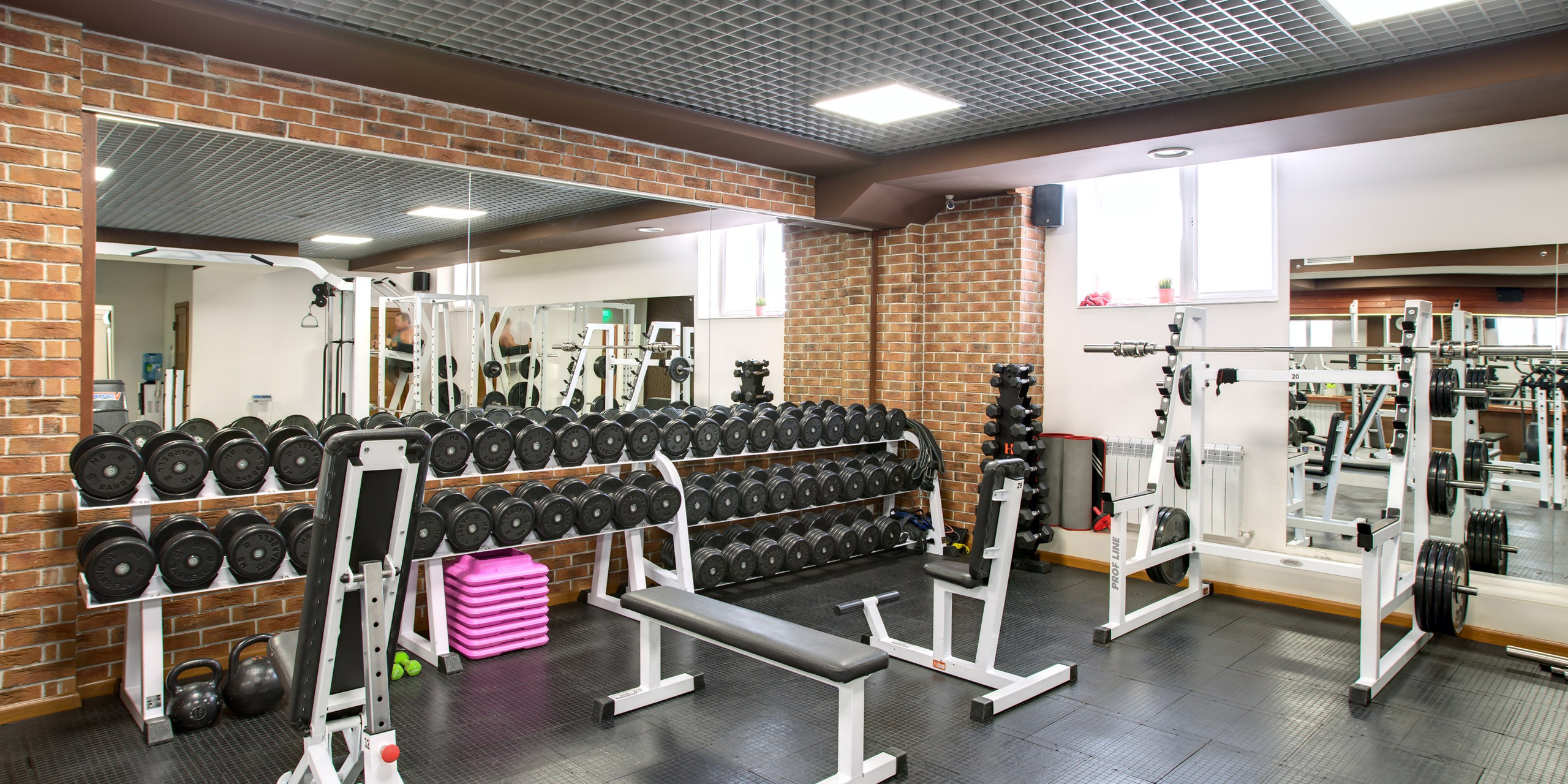 Фитнес зал в Новороссийске