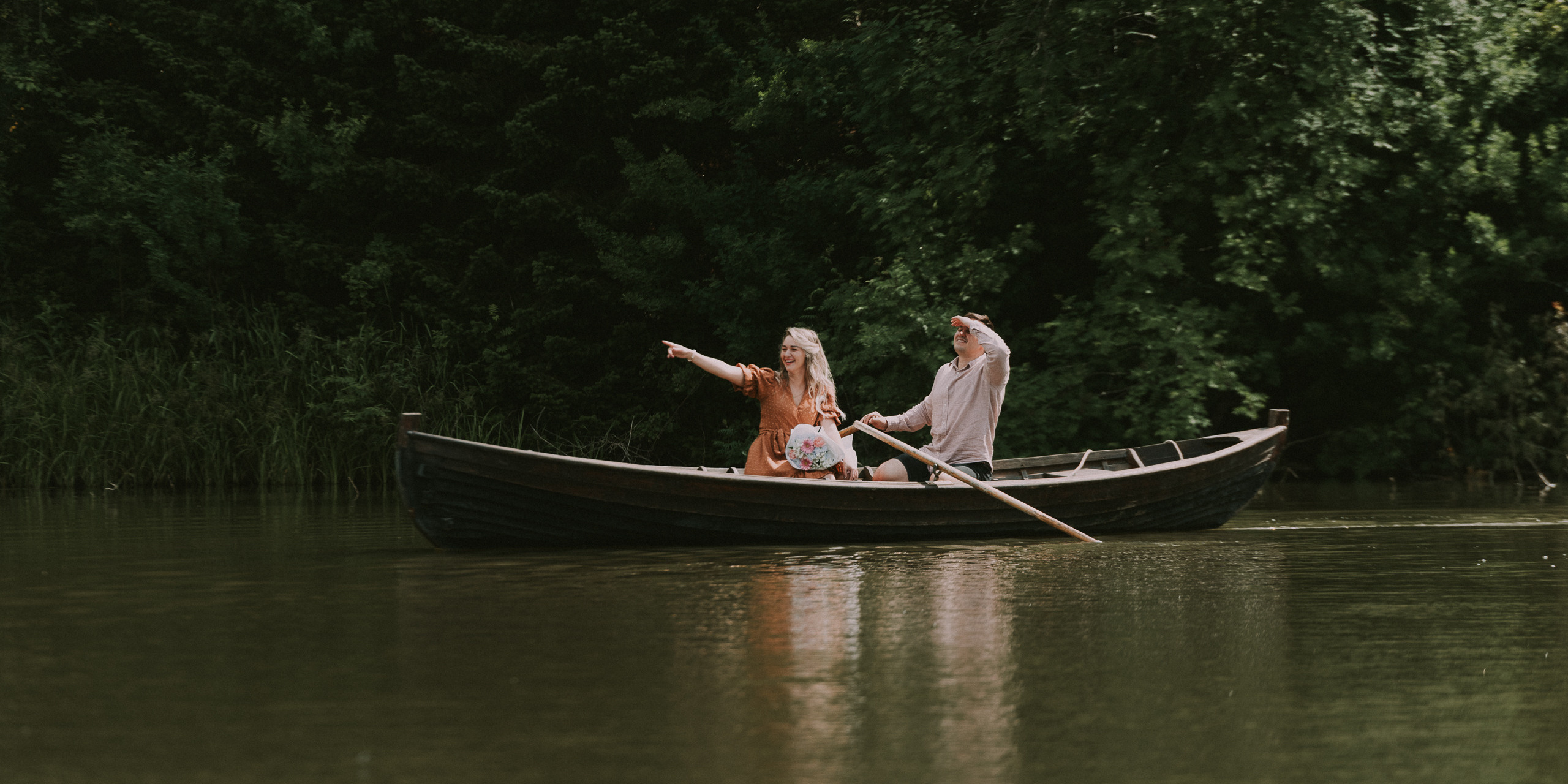 Свидание на лодке