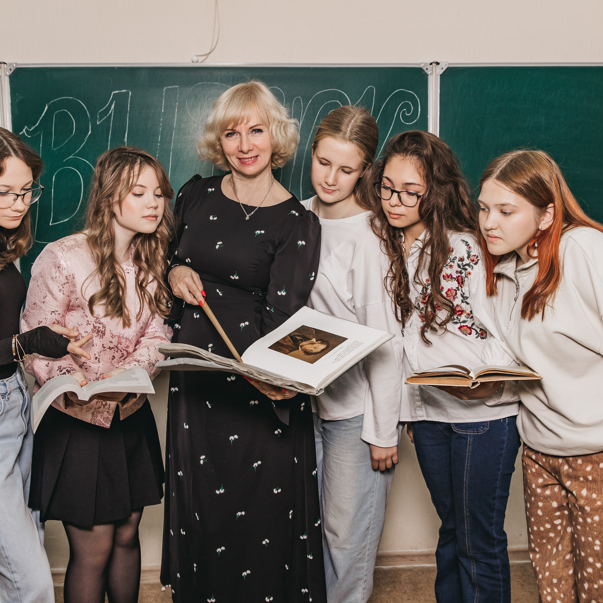 Школьная фотосъемка в Иваново. Фотокниги и выпускные альбомы в Иваново