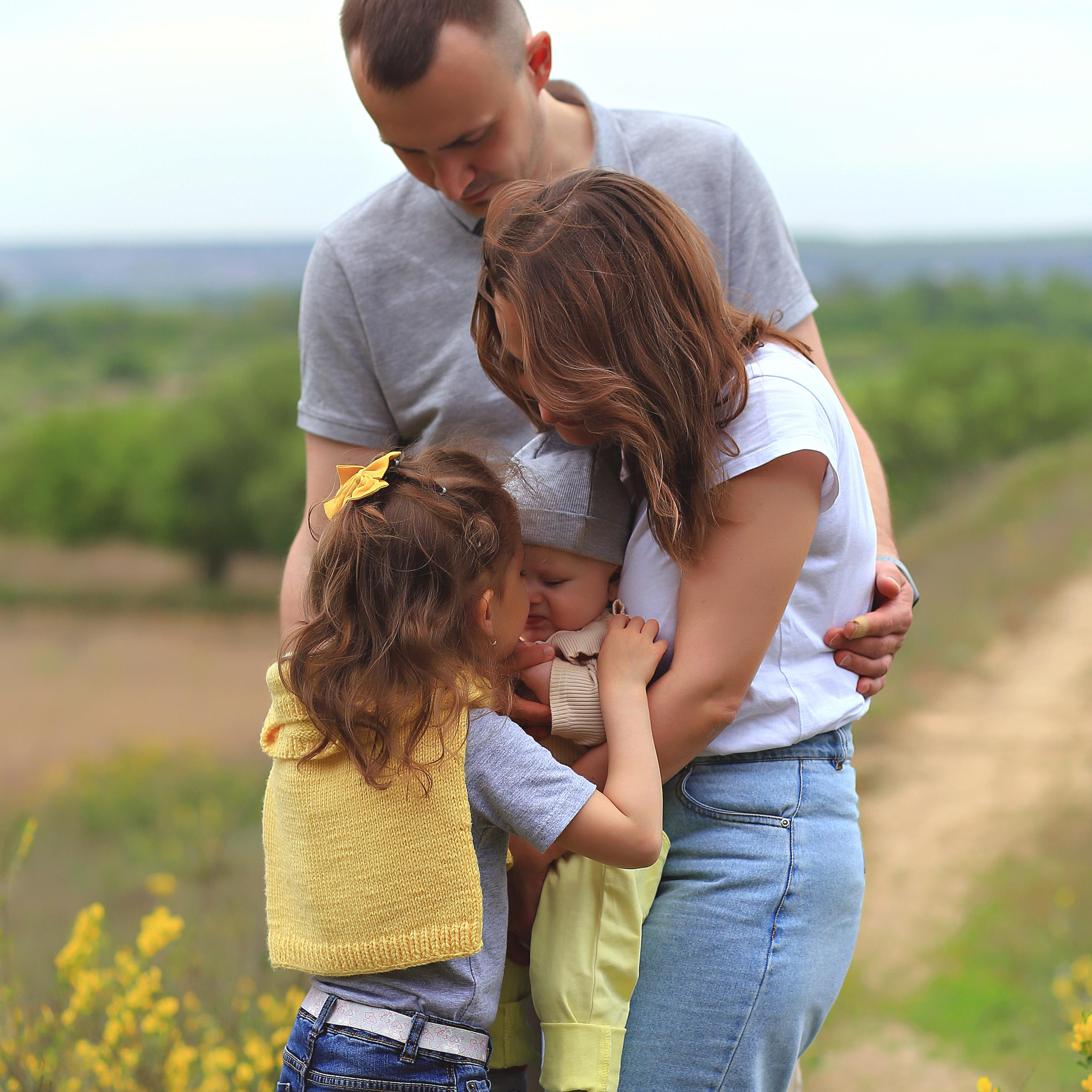 Желтая весна