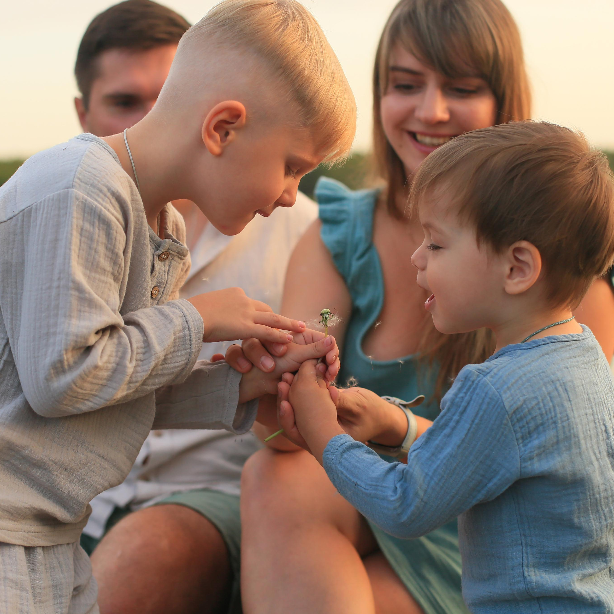 Закат на озере