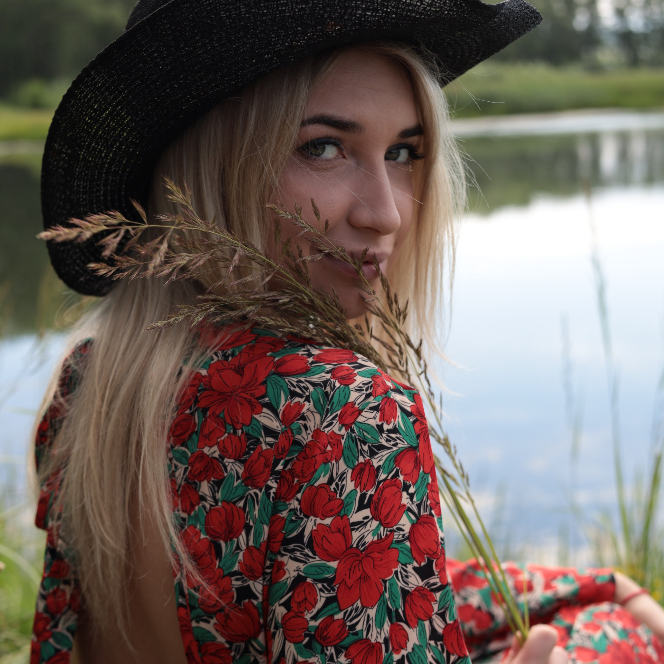 Женский портрет