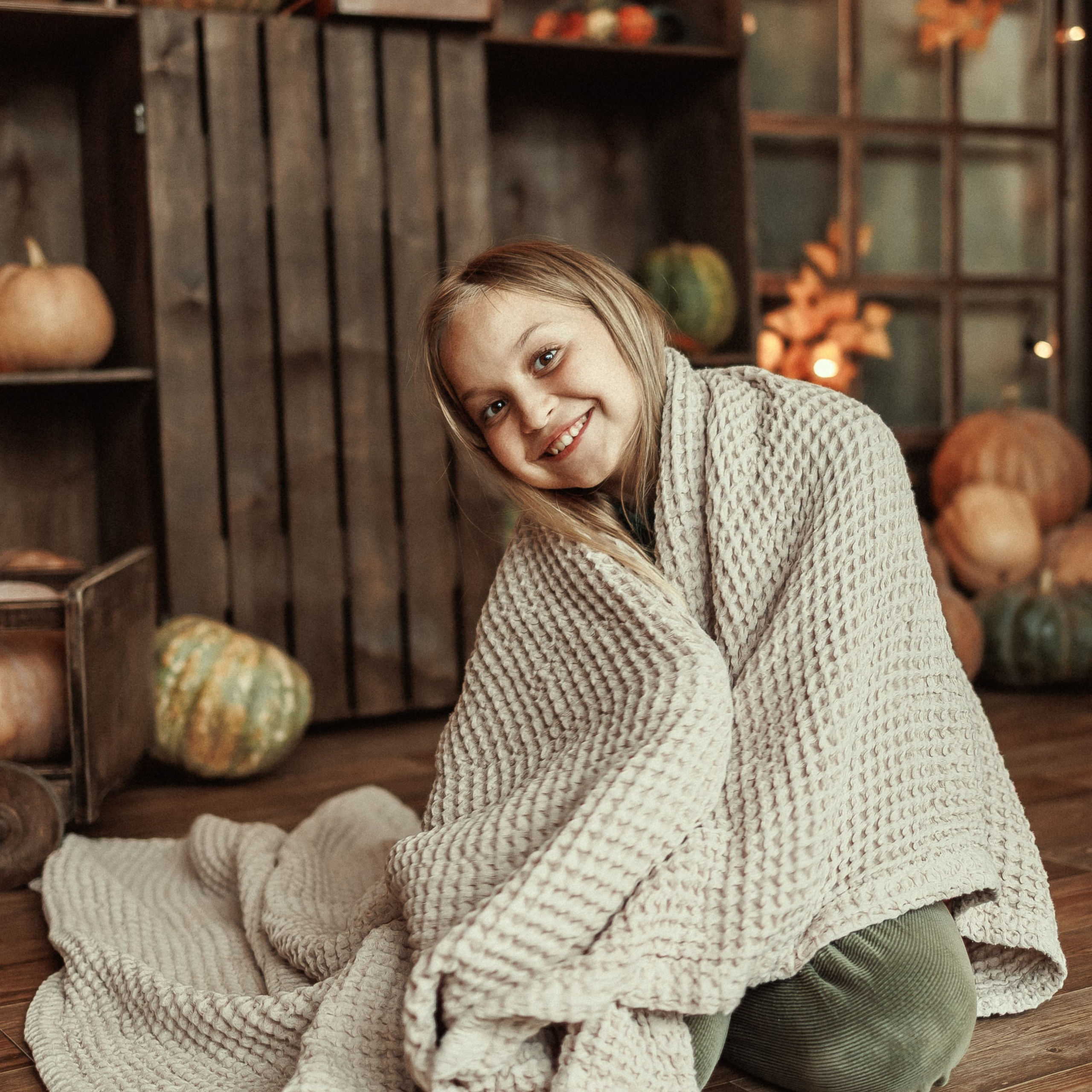 Пресет Теплая осень (в помещении). Детский семейный фотограф в Абинске