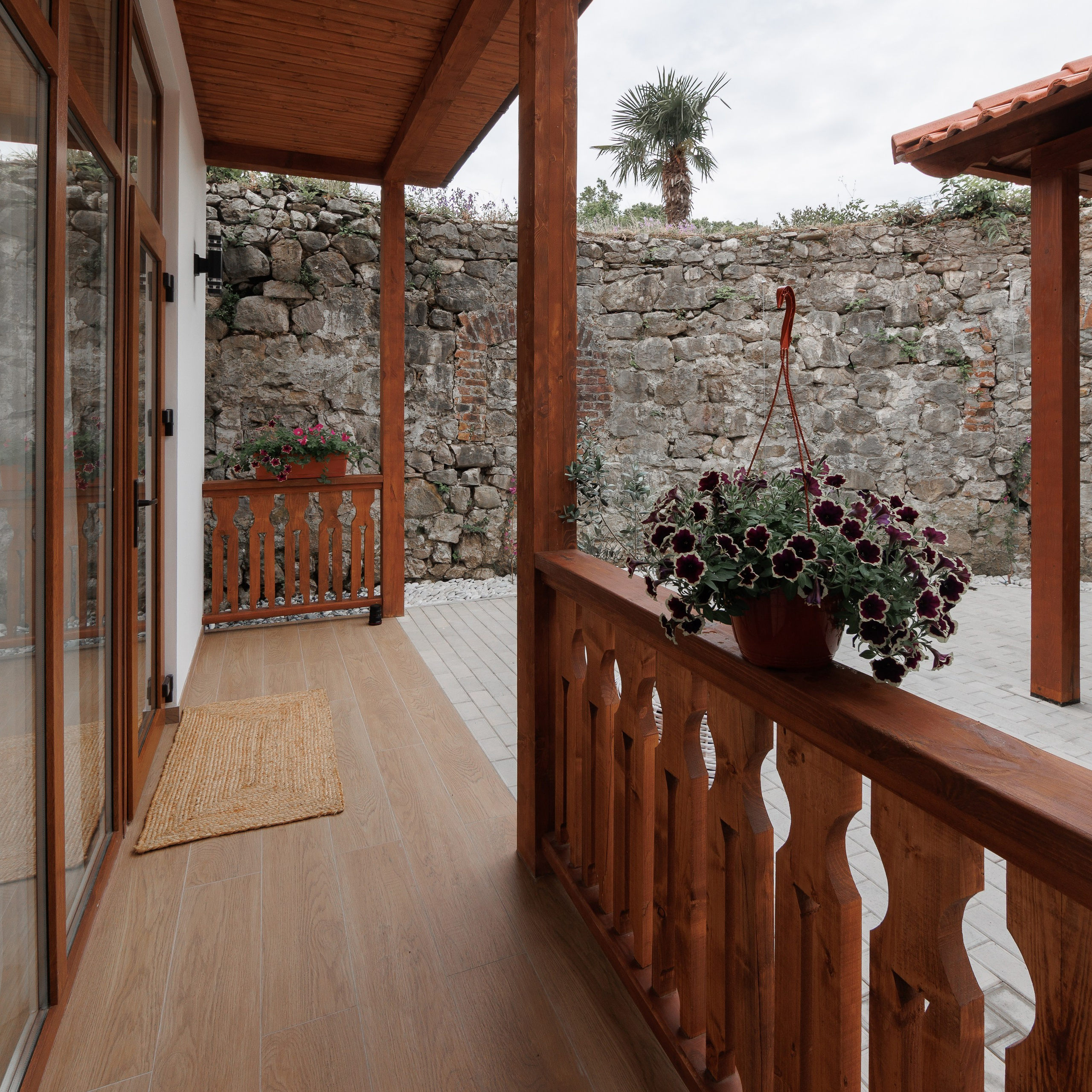 Недвижимость. RetroChic Фото