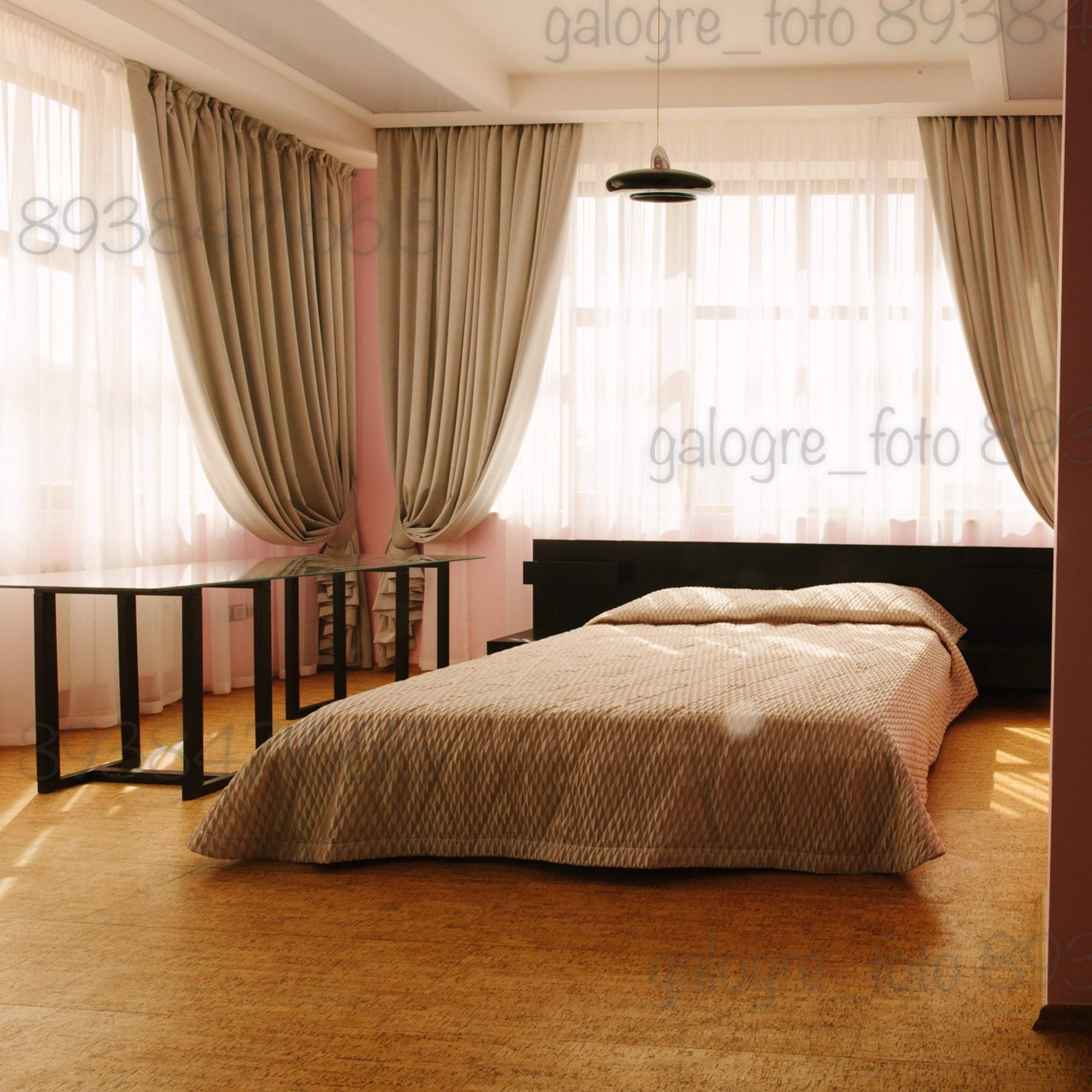 Недвижимость. RetroChic Фото