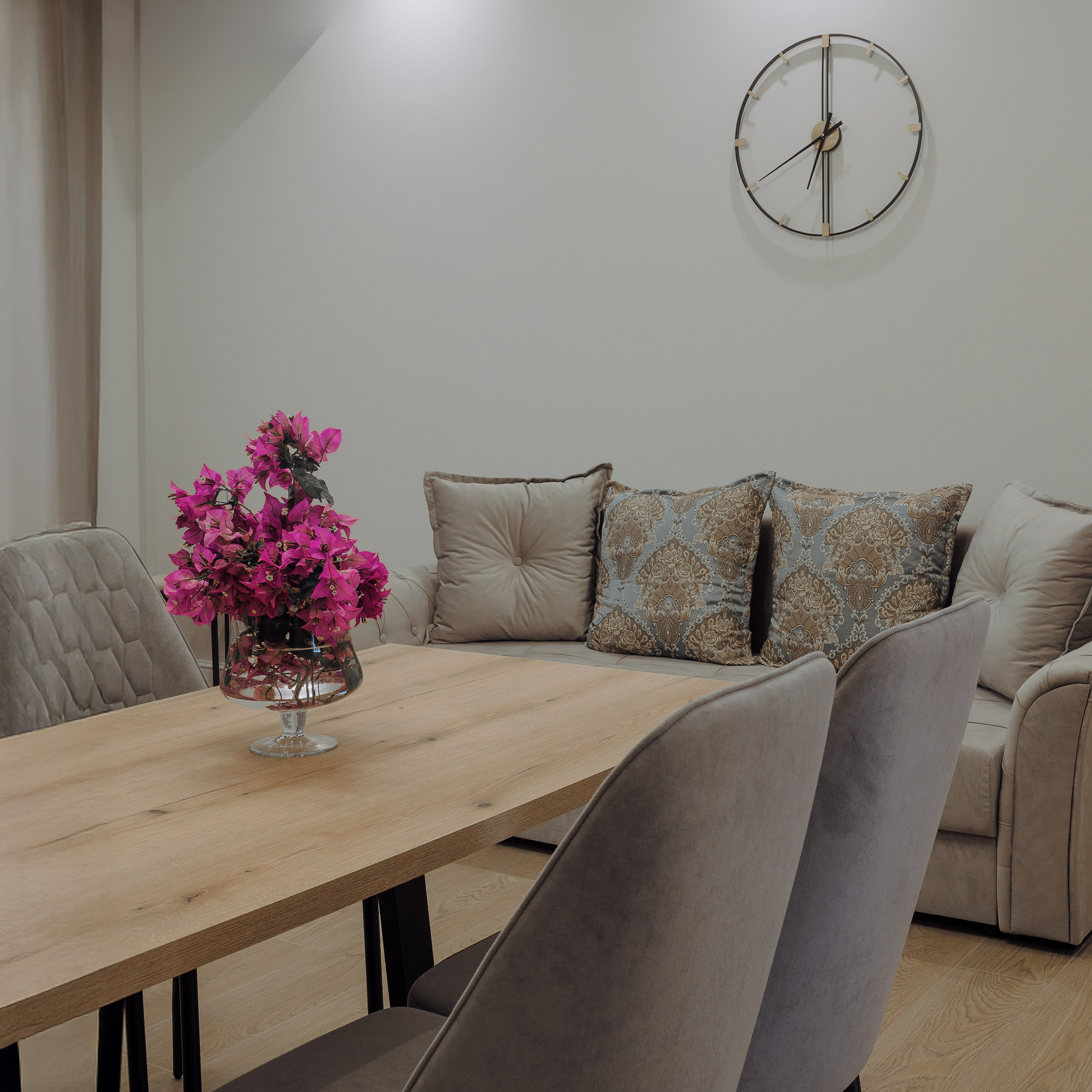 Недвижимость. RetroChic Фото