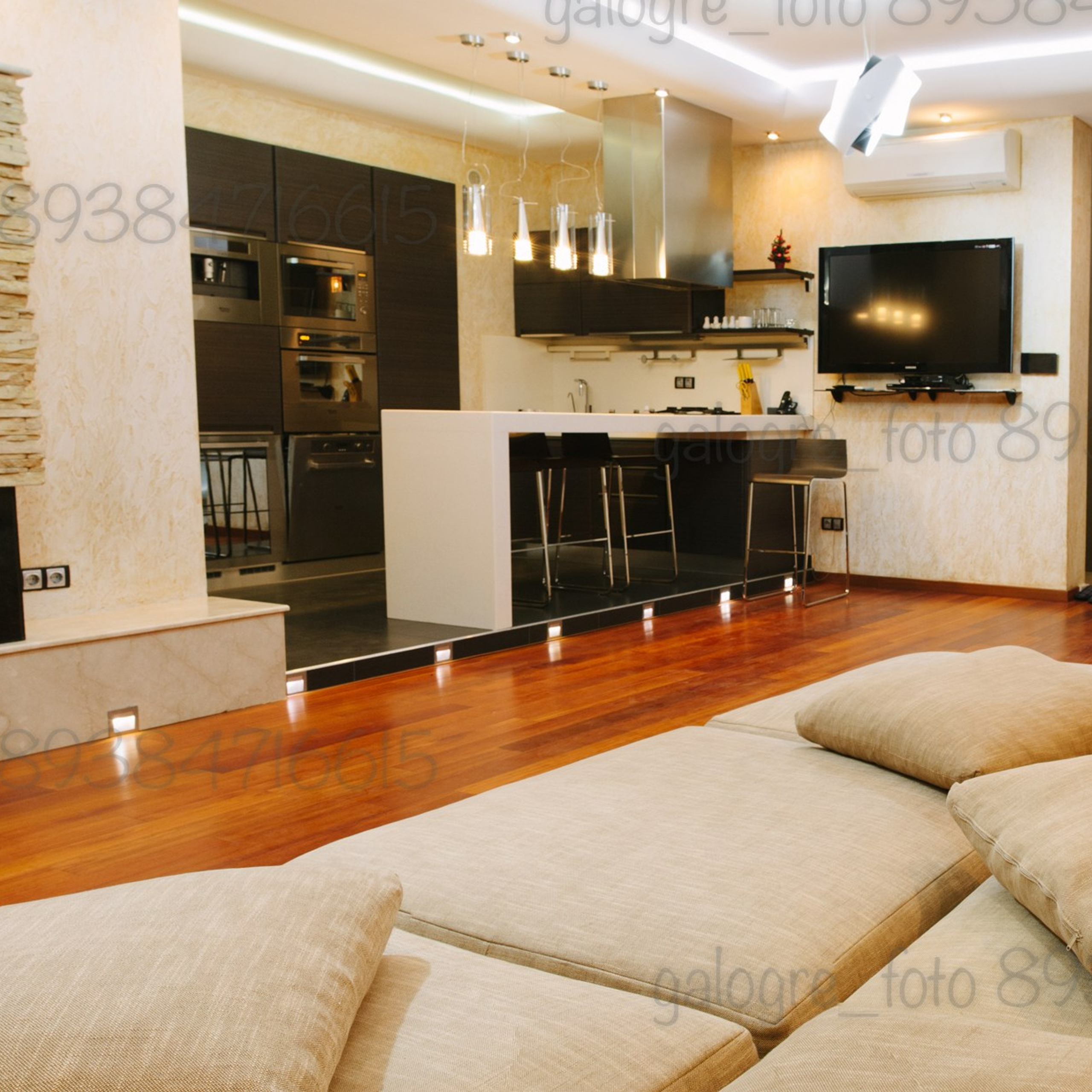 Недвижимость. RetroChic Фото